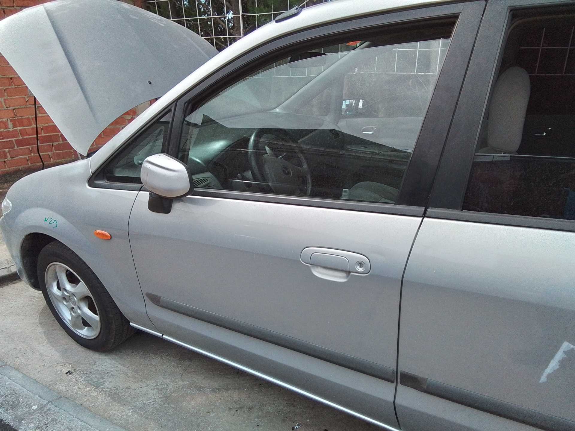 Recambio de puerta delantera izquierda para mazda premacy (cp) 2.0 cat referencia OEM IAM   