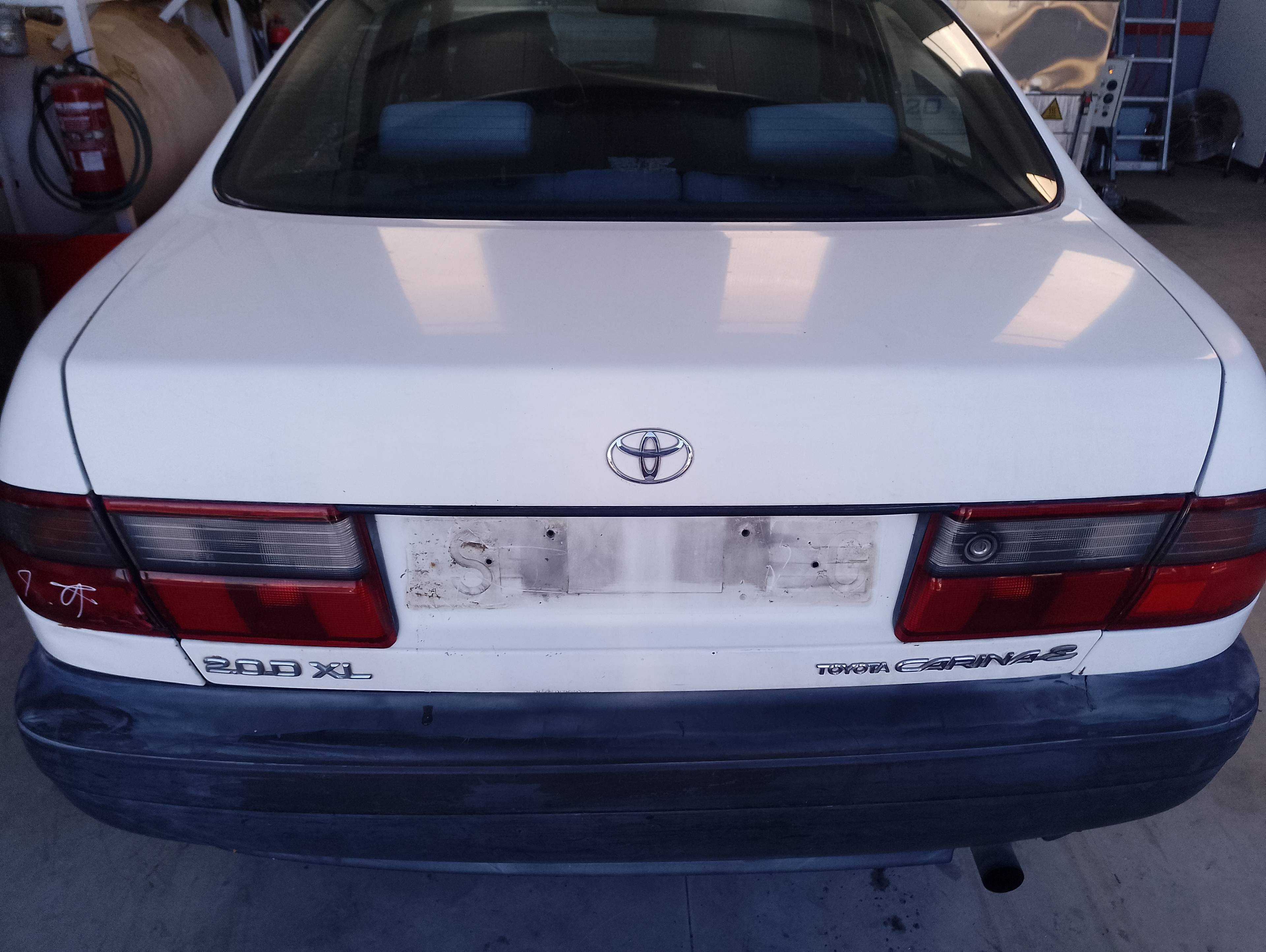 Recambio de tapa maletero para toyota carina (t19) 2.0 d xl (4-ptas.) referencia OEM IAM   
