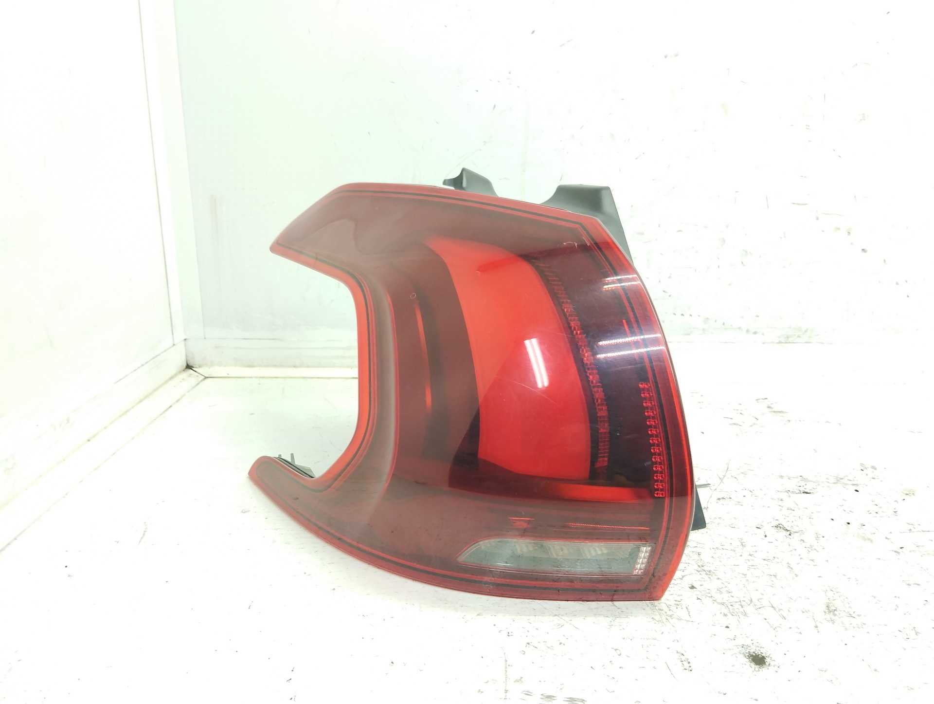 Recambio de piloto trasero izquierdo para peugeot 2008 (--.2013) active referencia OEM IAM 9814747880  