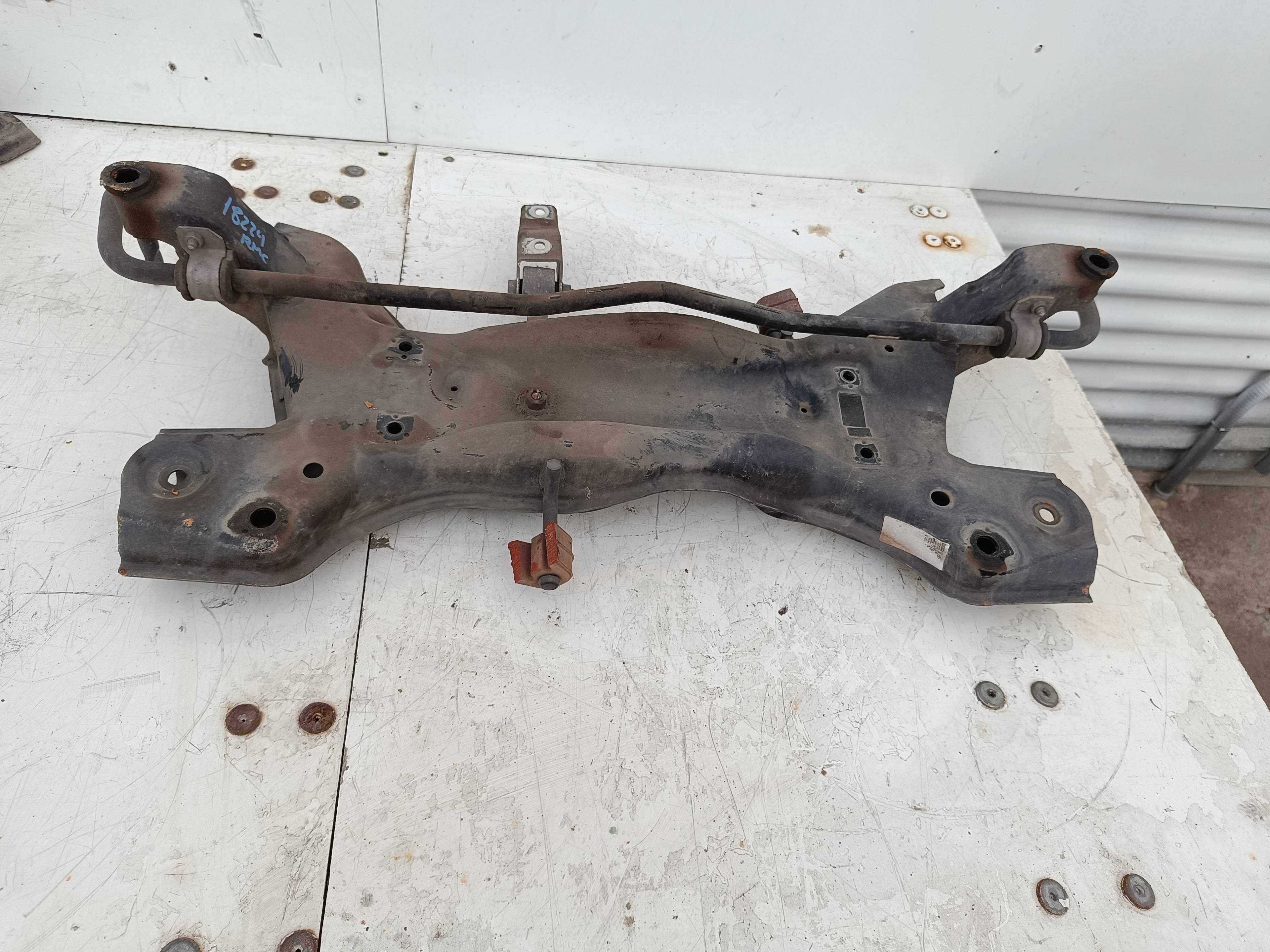 Recambio de cuna motor para seat ibiza sc (6j1) emoción referencia OEM IAM   