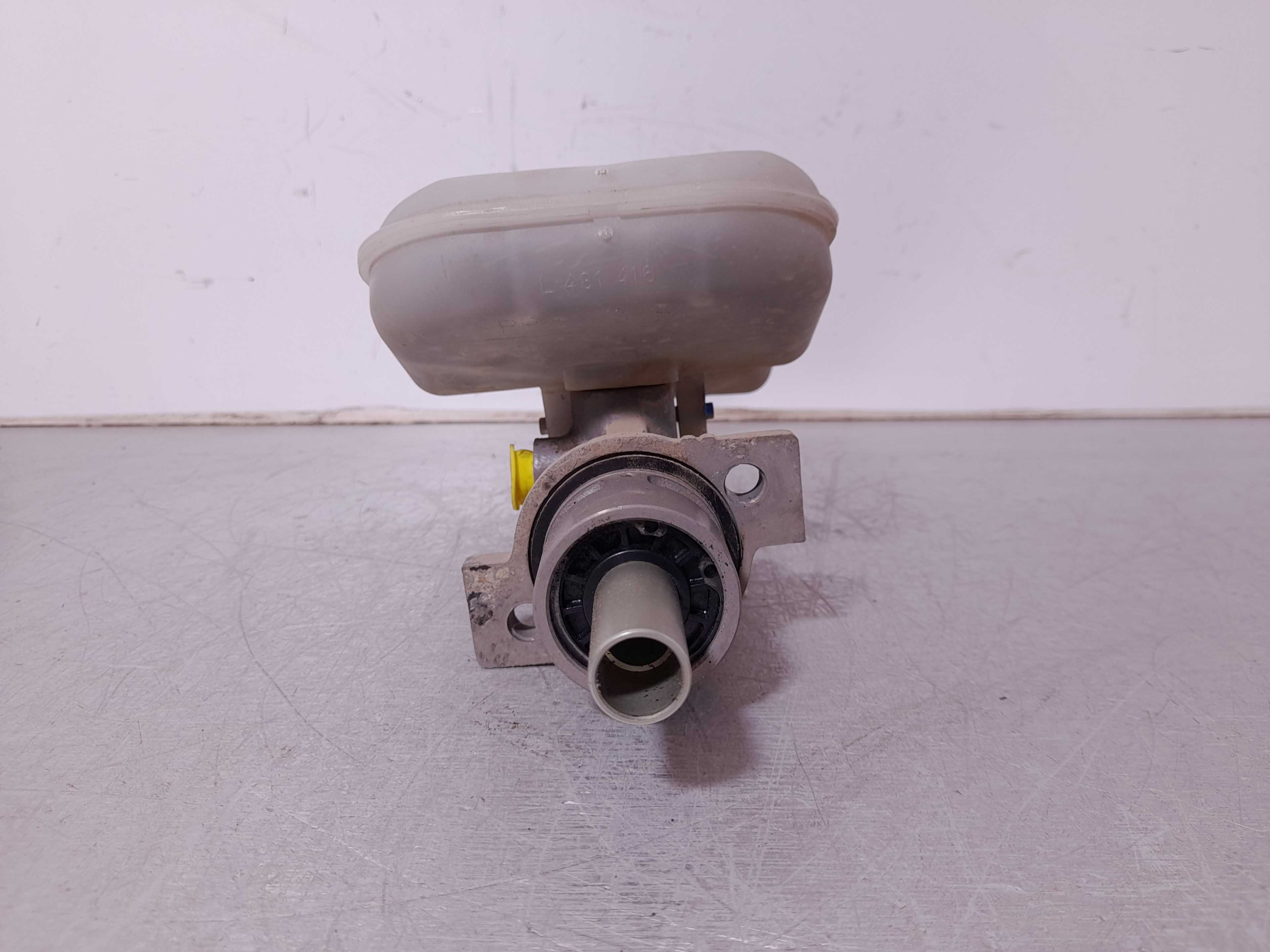 Recambio de bomba freno para citroën berlingo 1.9 diesel referencia OEM IAM 21028799 BOSCH 