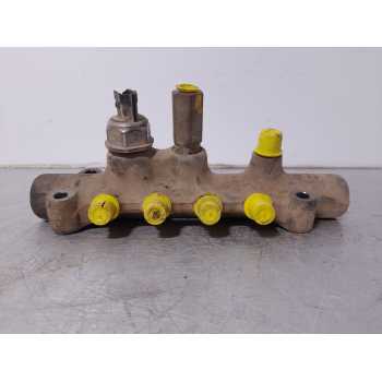 RAMPA INYECTORA 02M64971 DENSO 