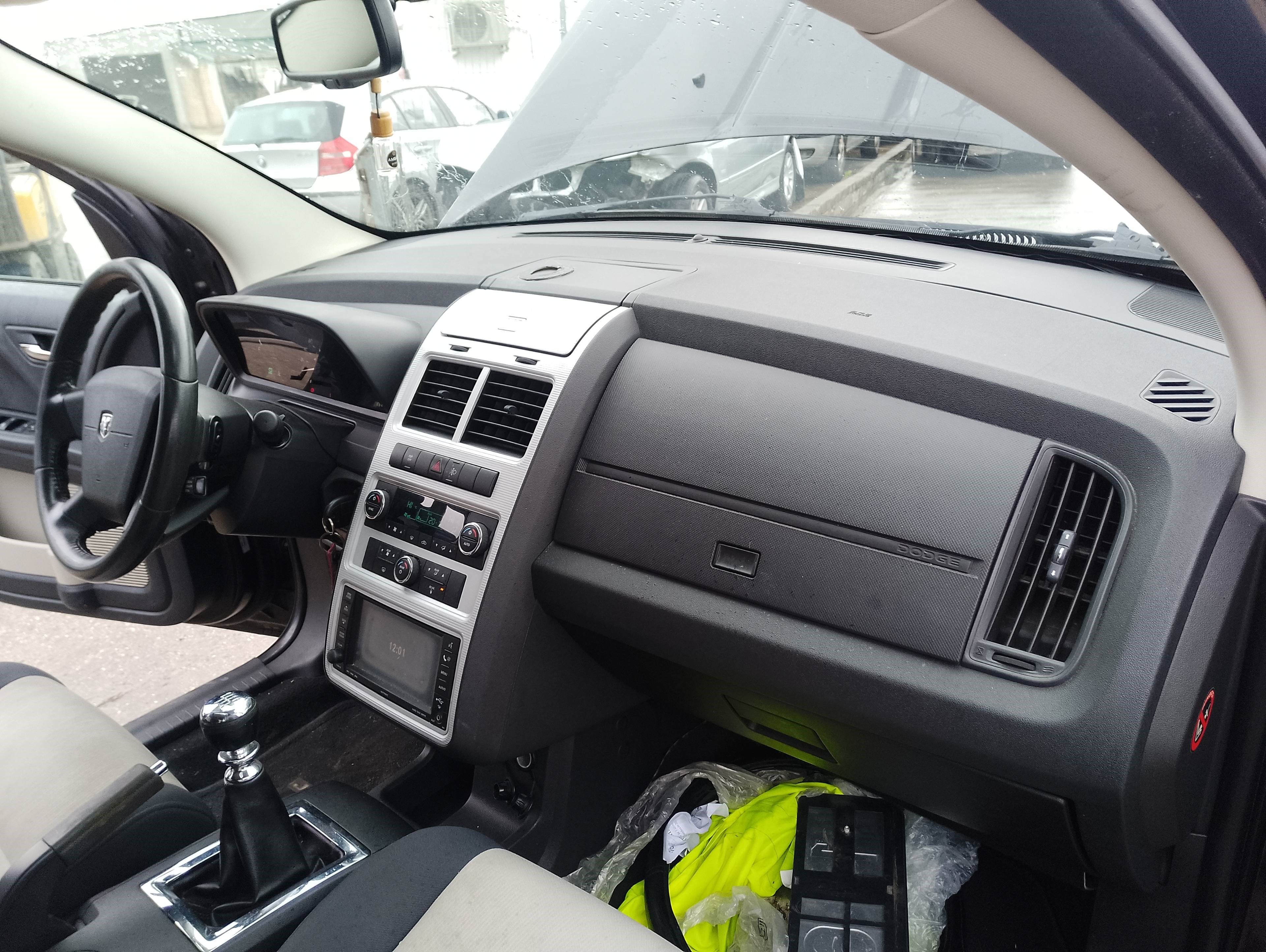 Recambio de salpicadero para dodge journey se referencia OEM IAM   