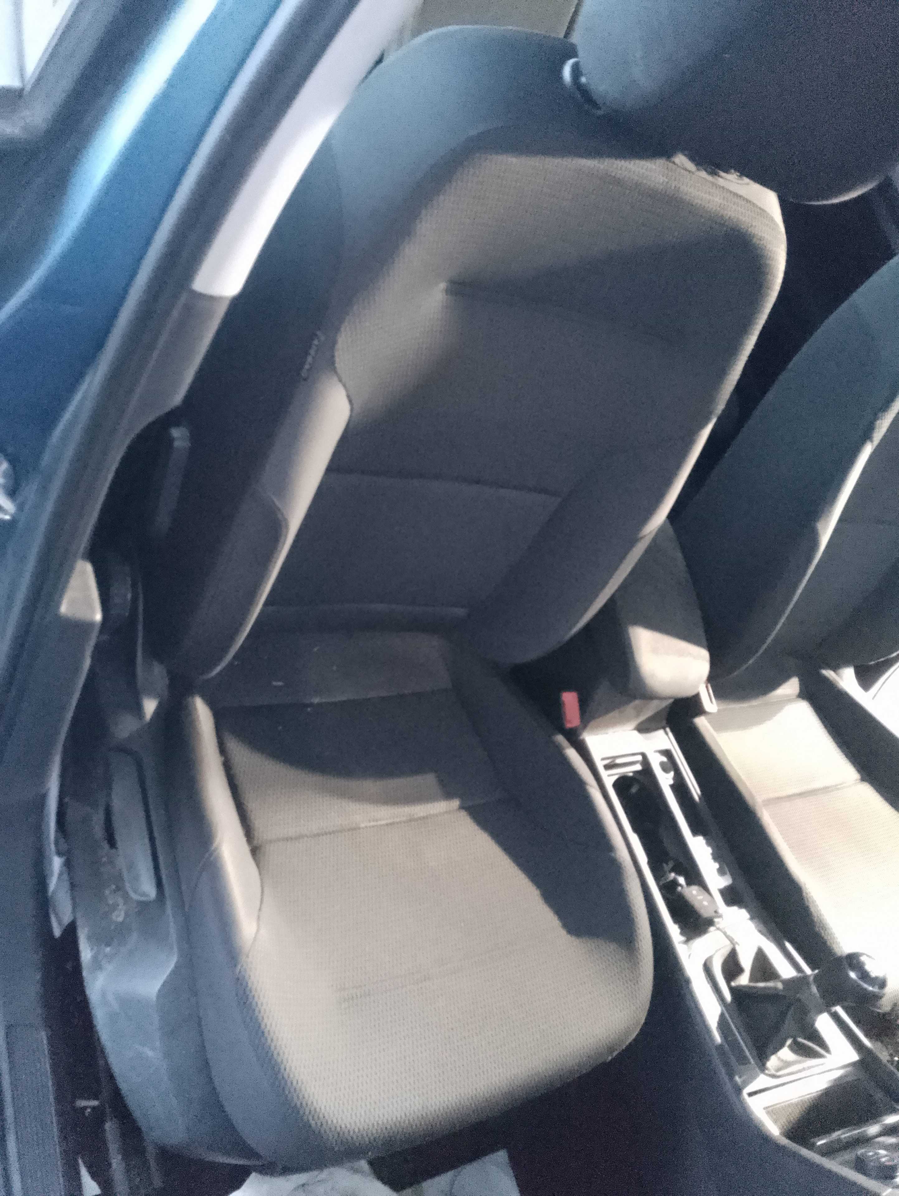 Recambio de asiento delantero derecho para volkswagen golf vii lim. (5g1) advance bluemotion referencia OEM IAM   