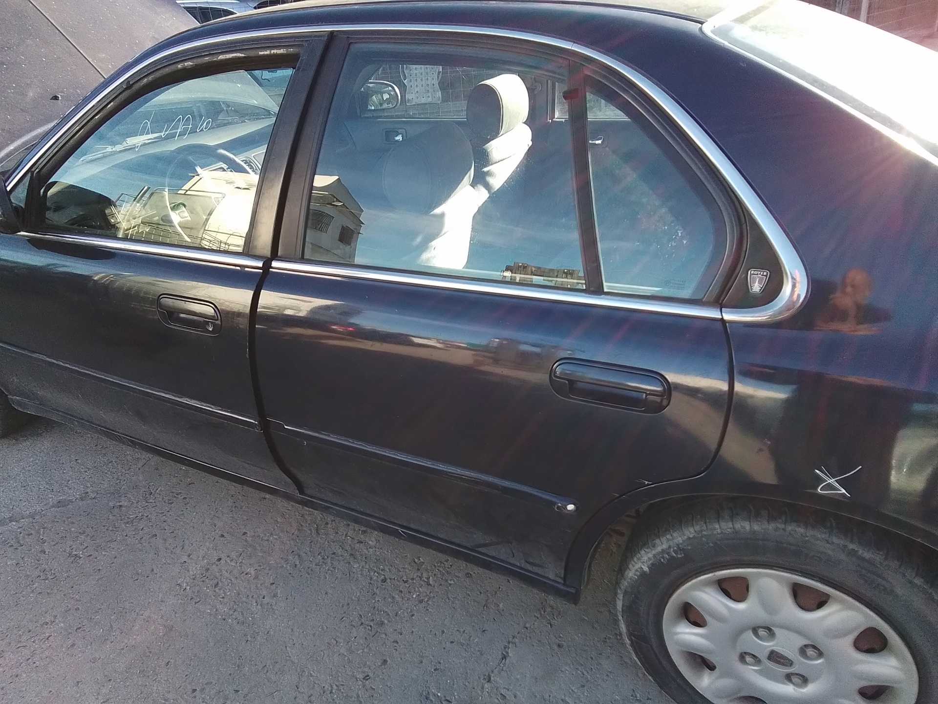 Recambio de puerta trasera izquierda para mg serie 600 (rh) 618 i referencia OEM IAM   