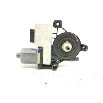 MOTOR ELEVALUNAS TRASERO IZQUIERDO 5Q0959811A 0130822725 E850202015