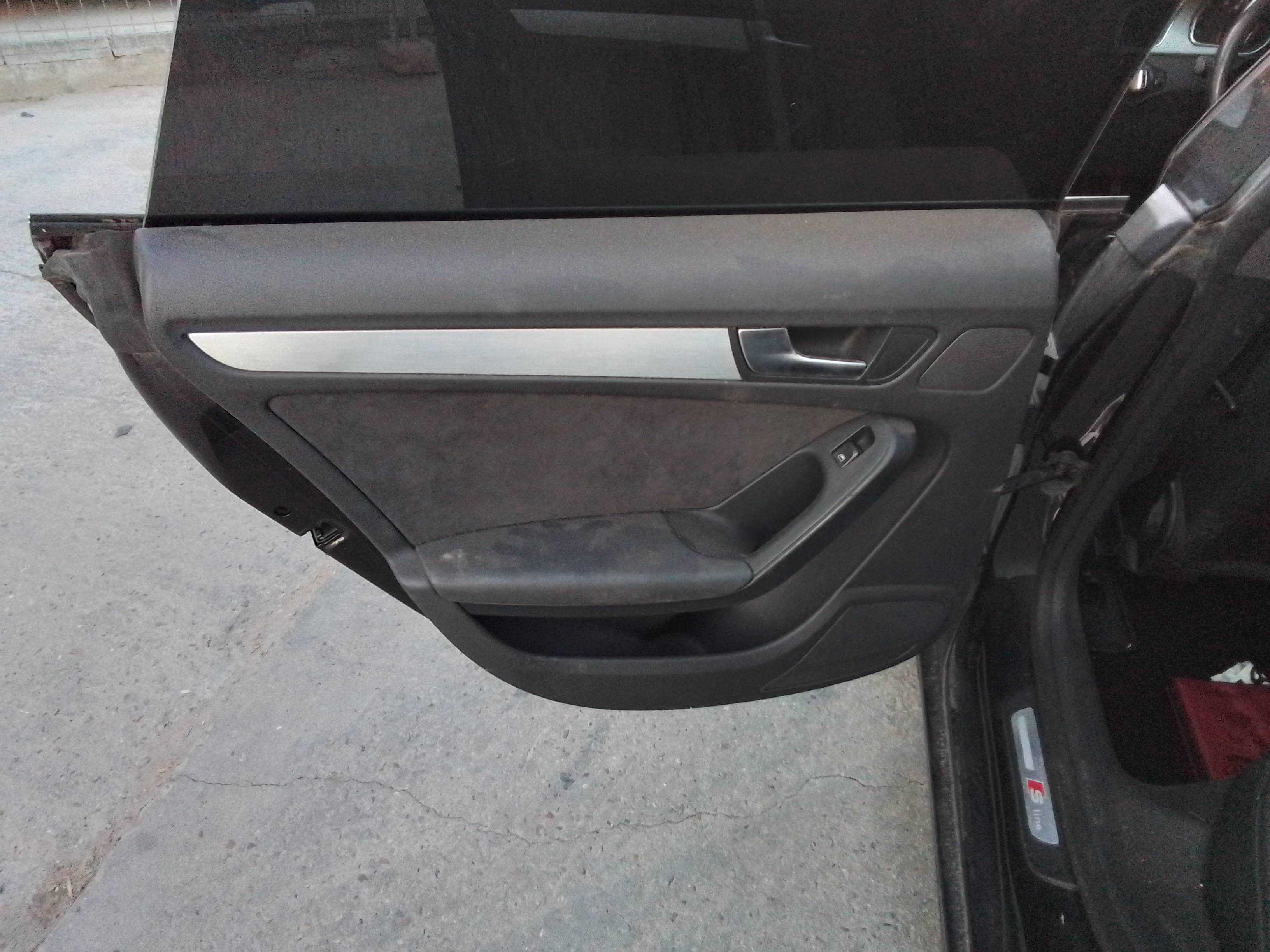 Recambio de guarnecido puerta trasera izquierda para audi a5 sportback (8t) 2.0 16v tfsi referencia OEM IAM   