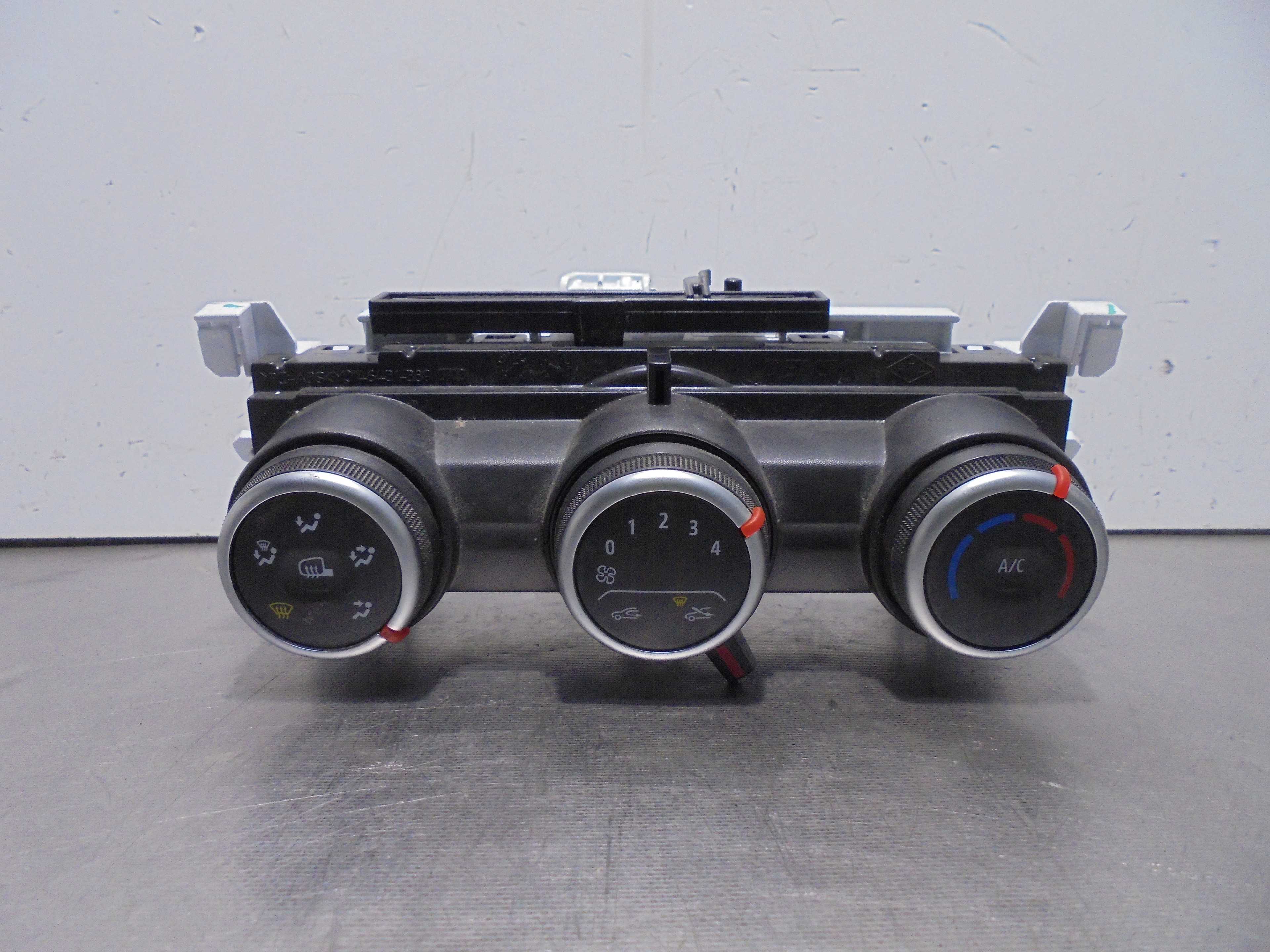 Recambio de motor calefaccion para renault express referencia OEM IAM 275008537R DENSO 