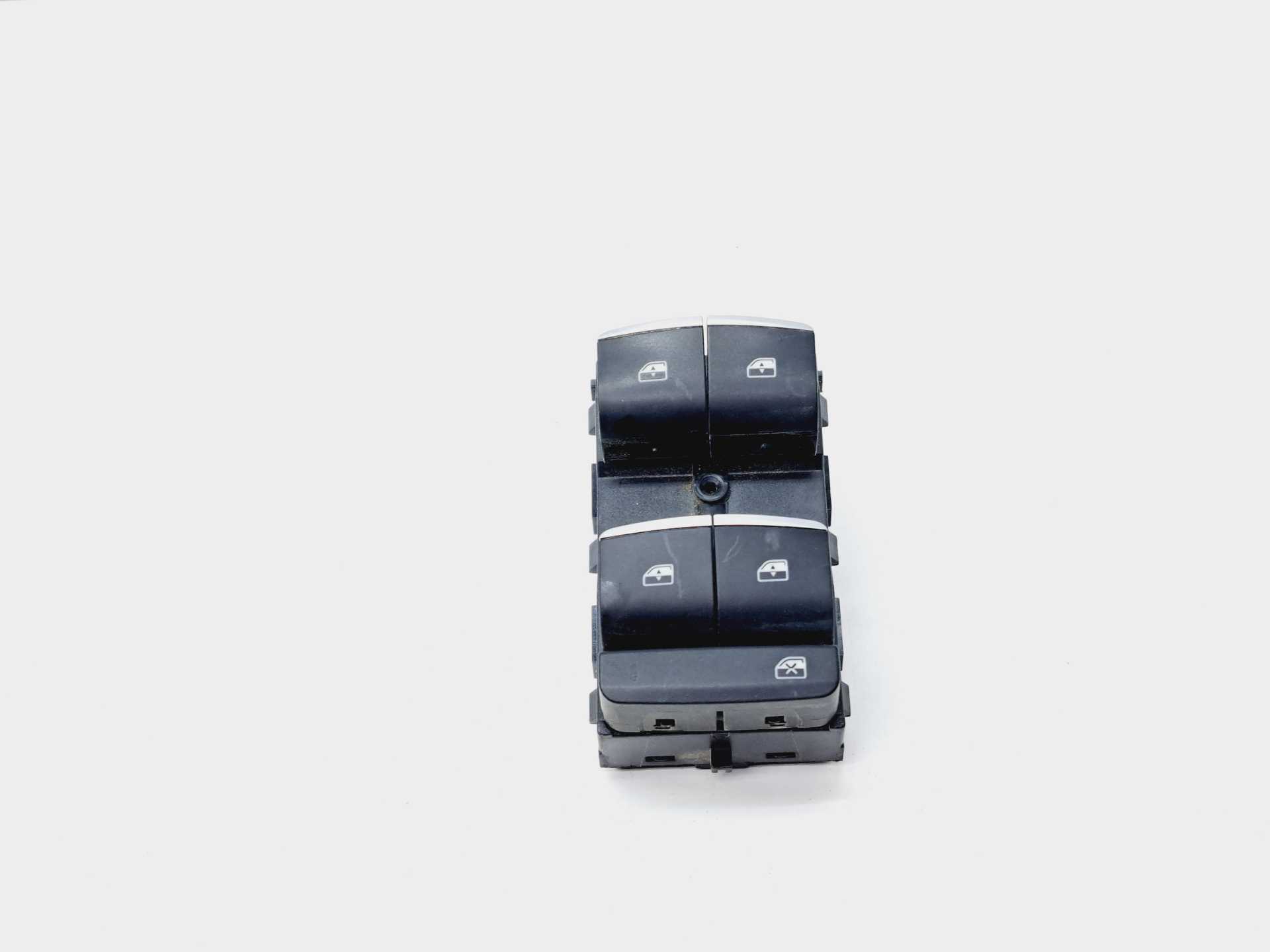 Recambio de mando elevalunas delantero izquierdo para alfa romeo stelvio (630) executive 4wd referencia OEM IAM 01561291690 TRW 
