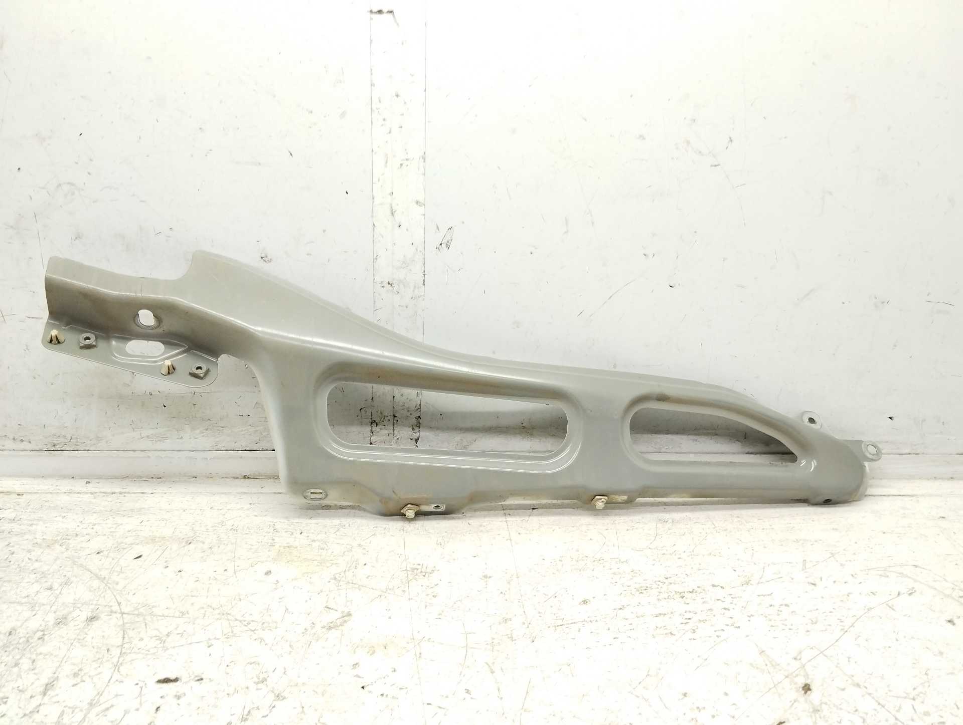 Recambio de moldura para renault scenic iv zen referencia OEM IAM 641342290  