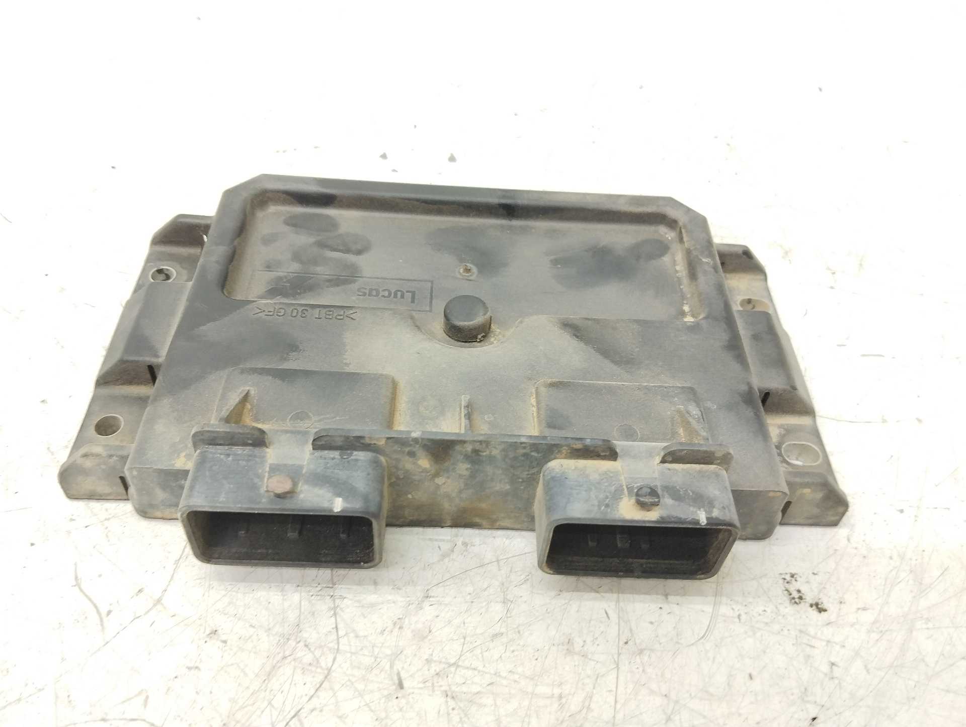 Recambio de centralita motor uce para citroën berlingo referencia OEM IAM 9641390180 80965B R04080034A