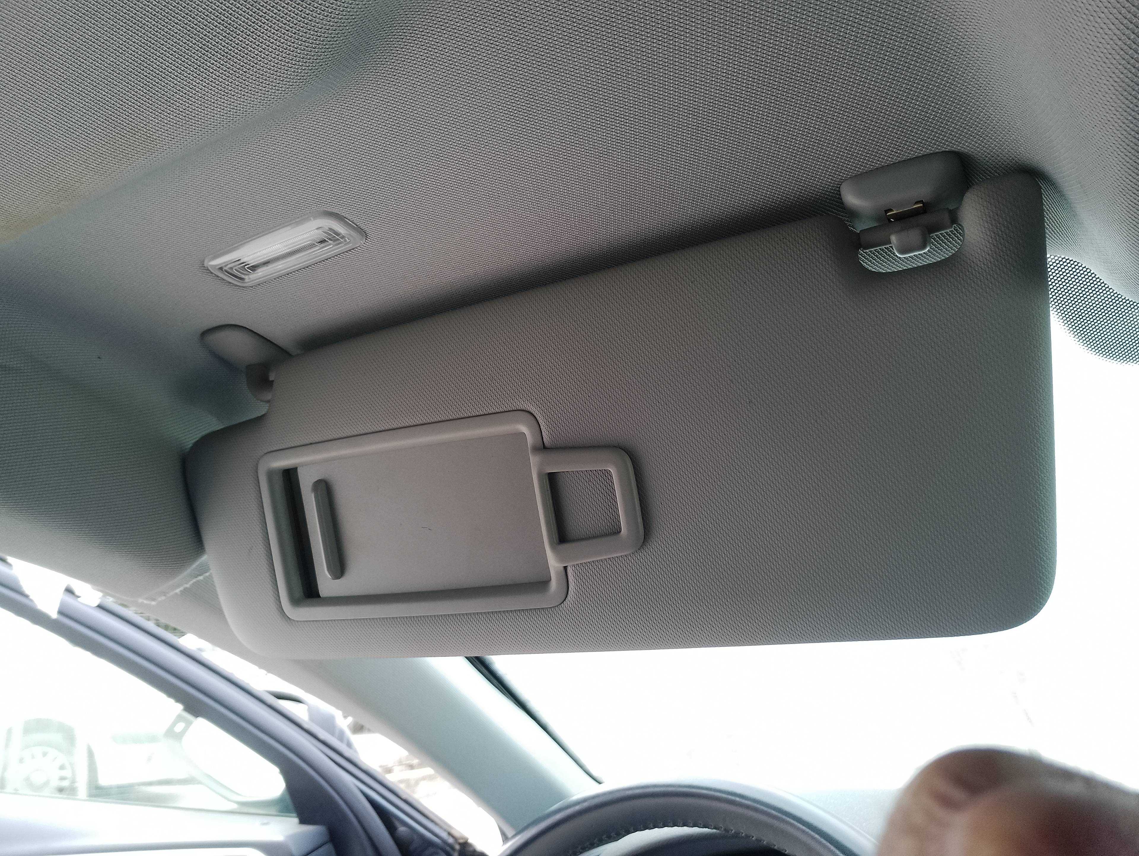 Recambio de parasol izquierdo para audi a4 berlina (8w2) básico referencia OEM IAM 8W0857551M  