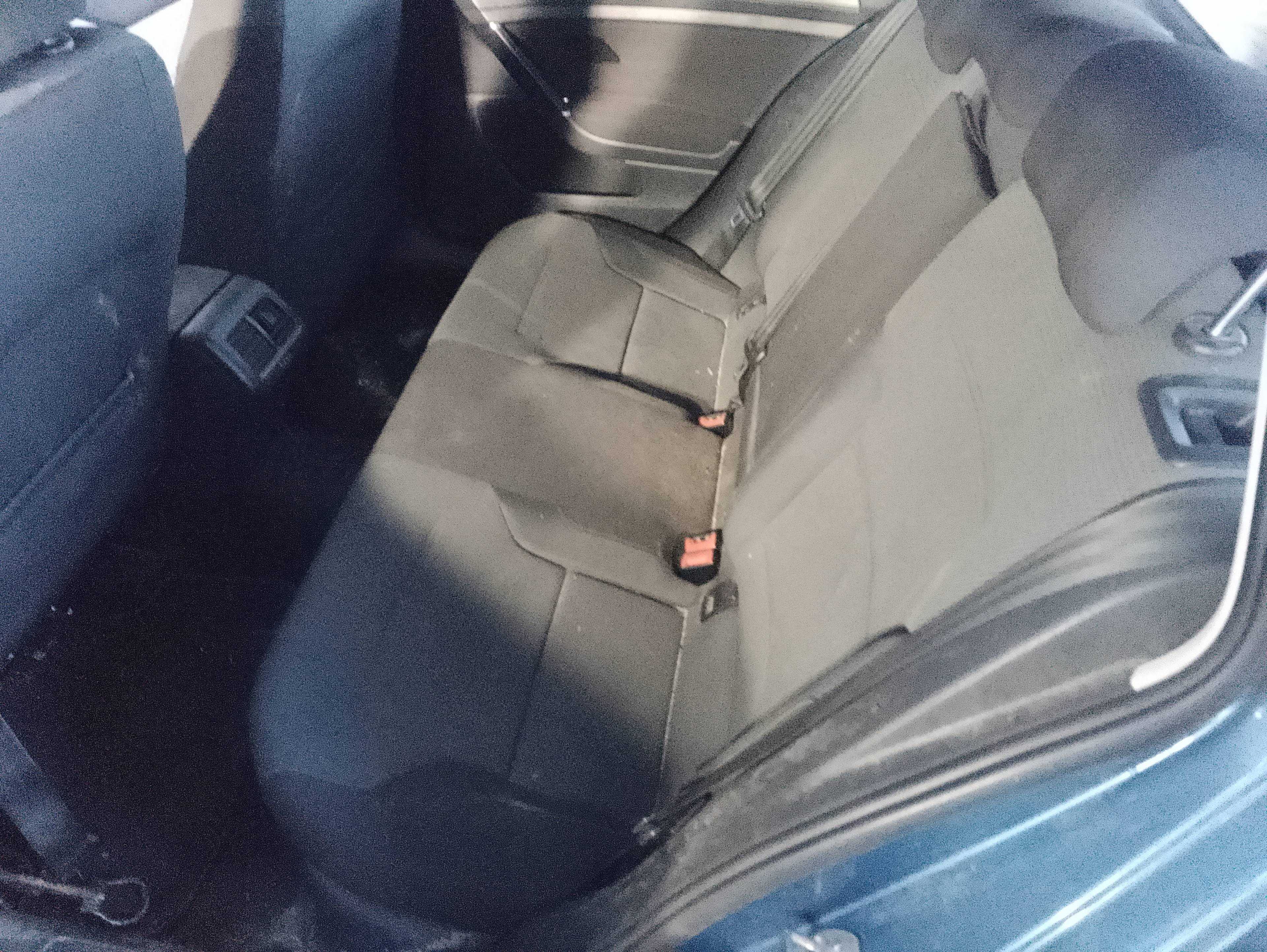 Recambio de asientos traseros para volkswagen golf vii lim. (5g1) advance bluemotion referencia OEM IAM   