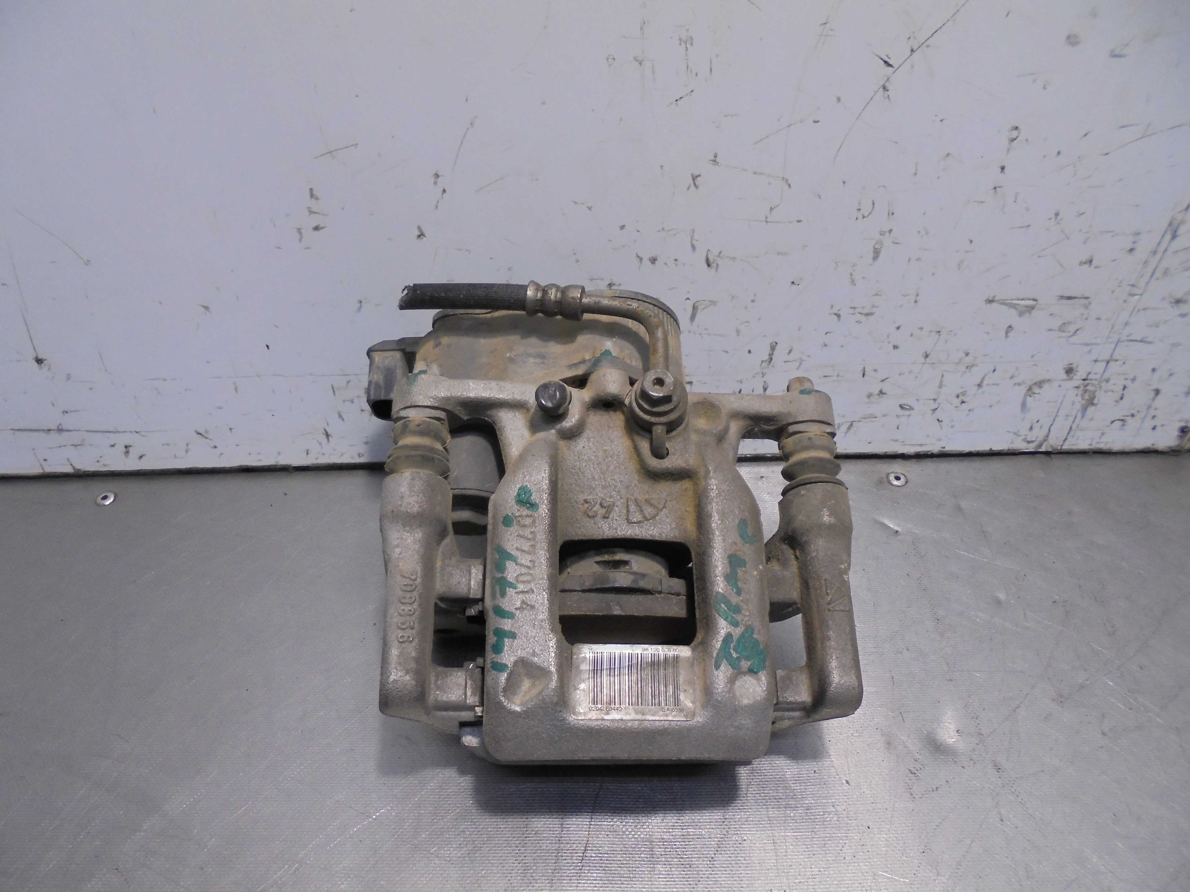 Recambio de pinza de freno trasera izquierda para peugeot 3008 active referencia OEM IAM 9819060880  