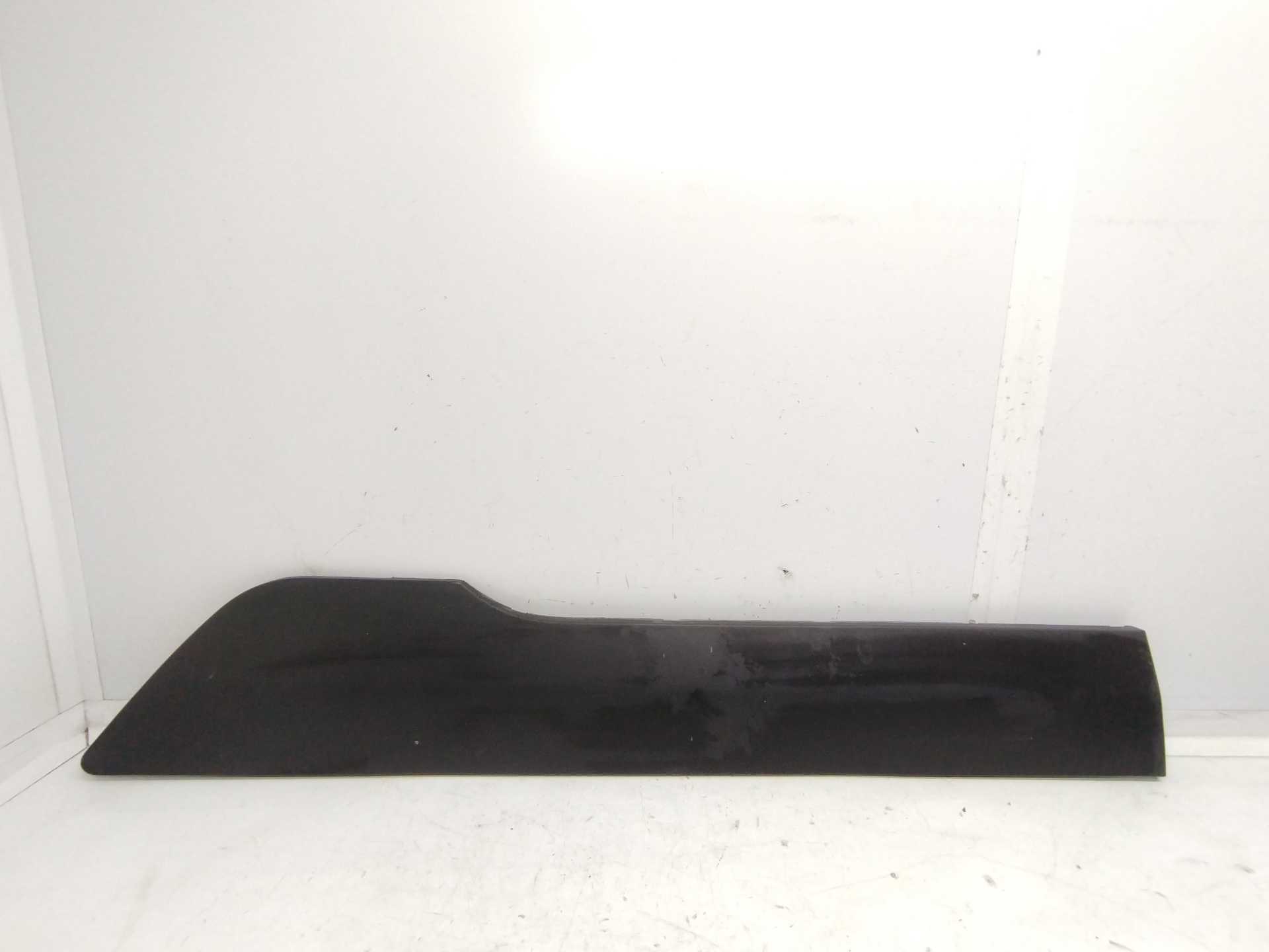 Recambio de moldura para ford transit connect kombi trend largo referencia OEM IAM DT11V29077DJW  
