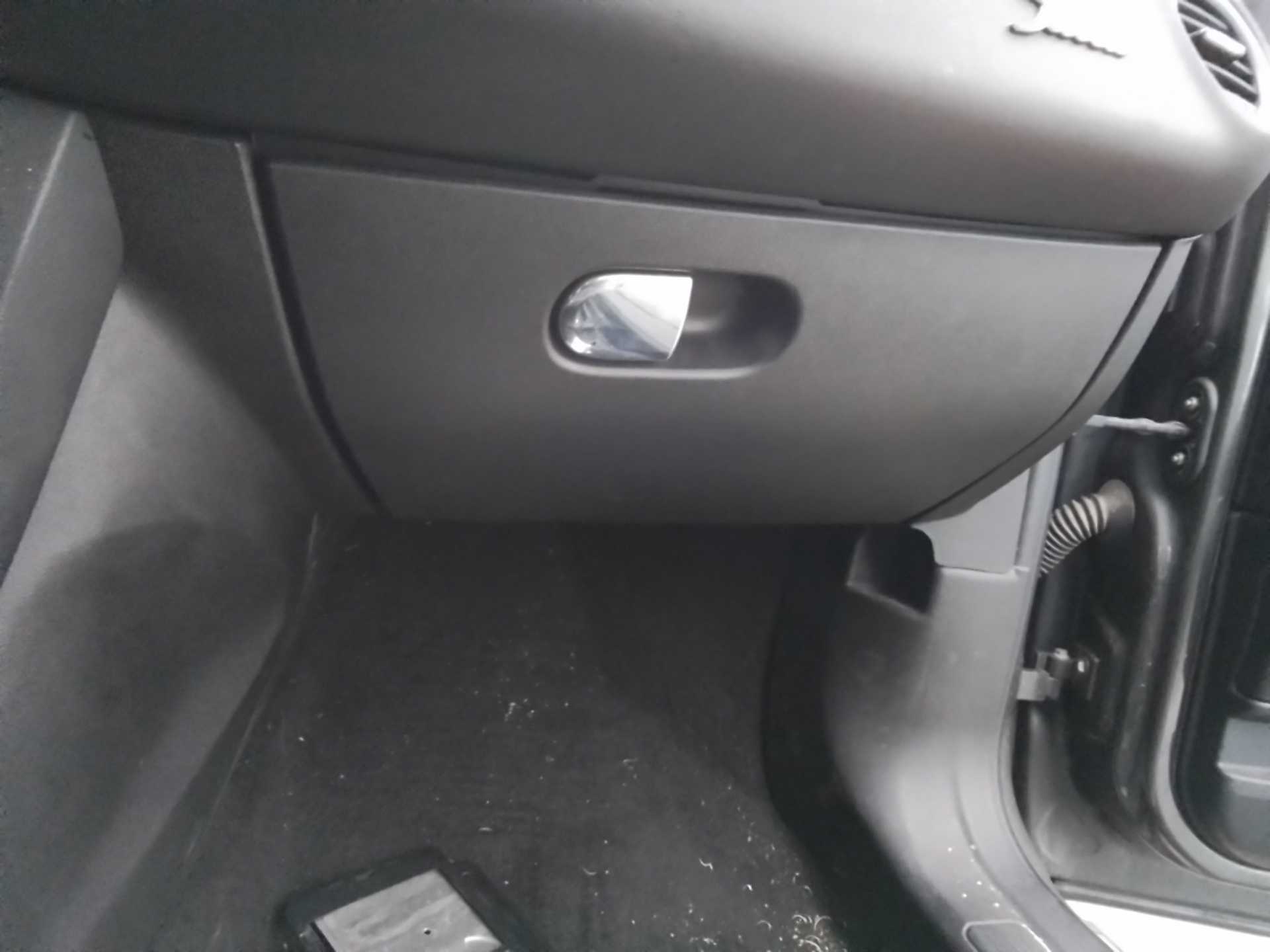 Recambio de guantera para lancia delta (181) argento referencia OEM IAM   