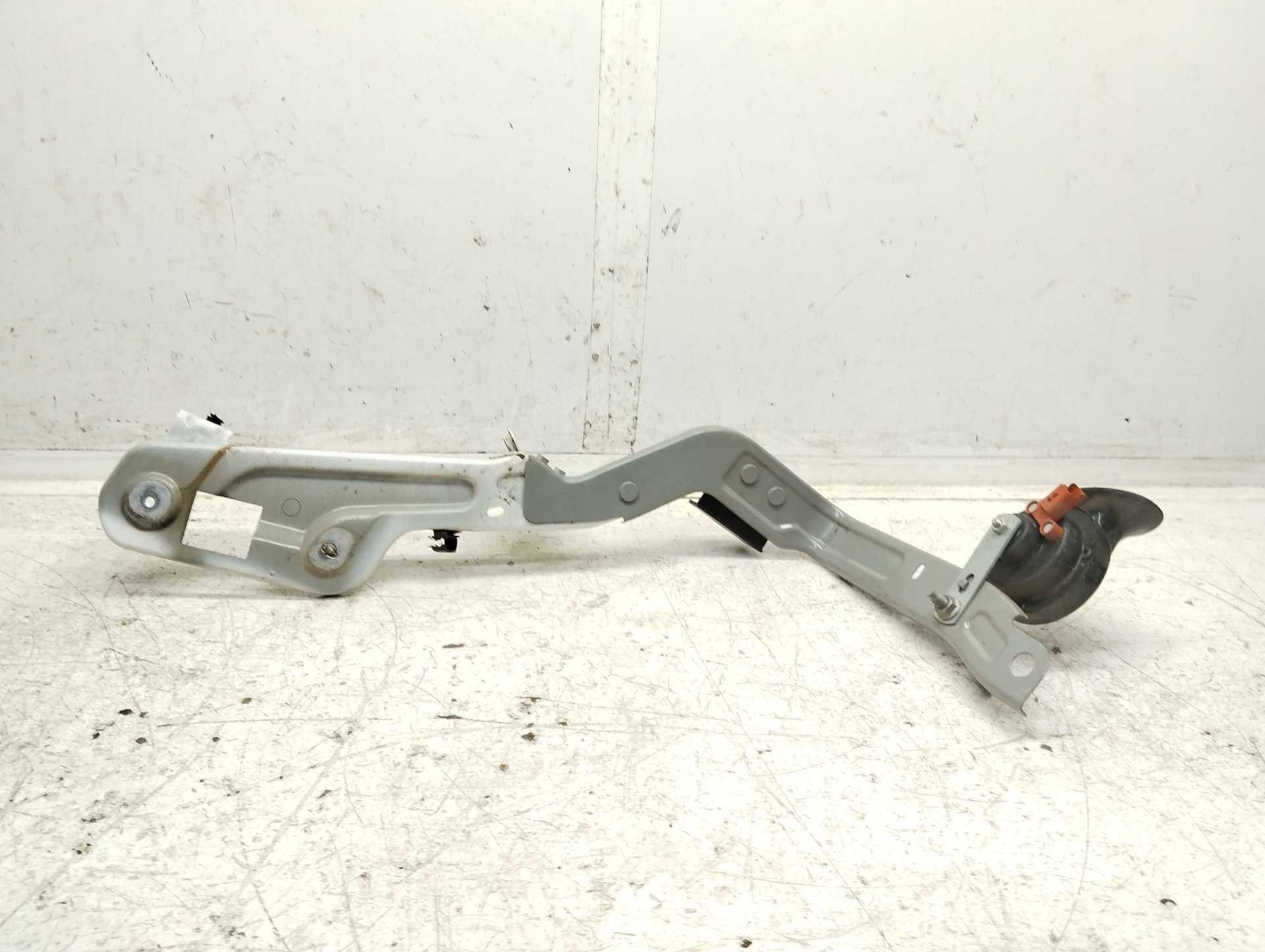 Recambio de soporte paragolpes delantero para renault scenic iv zen referencia OEM IAM 620433474  