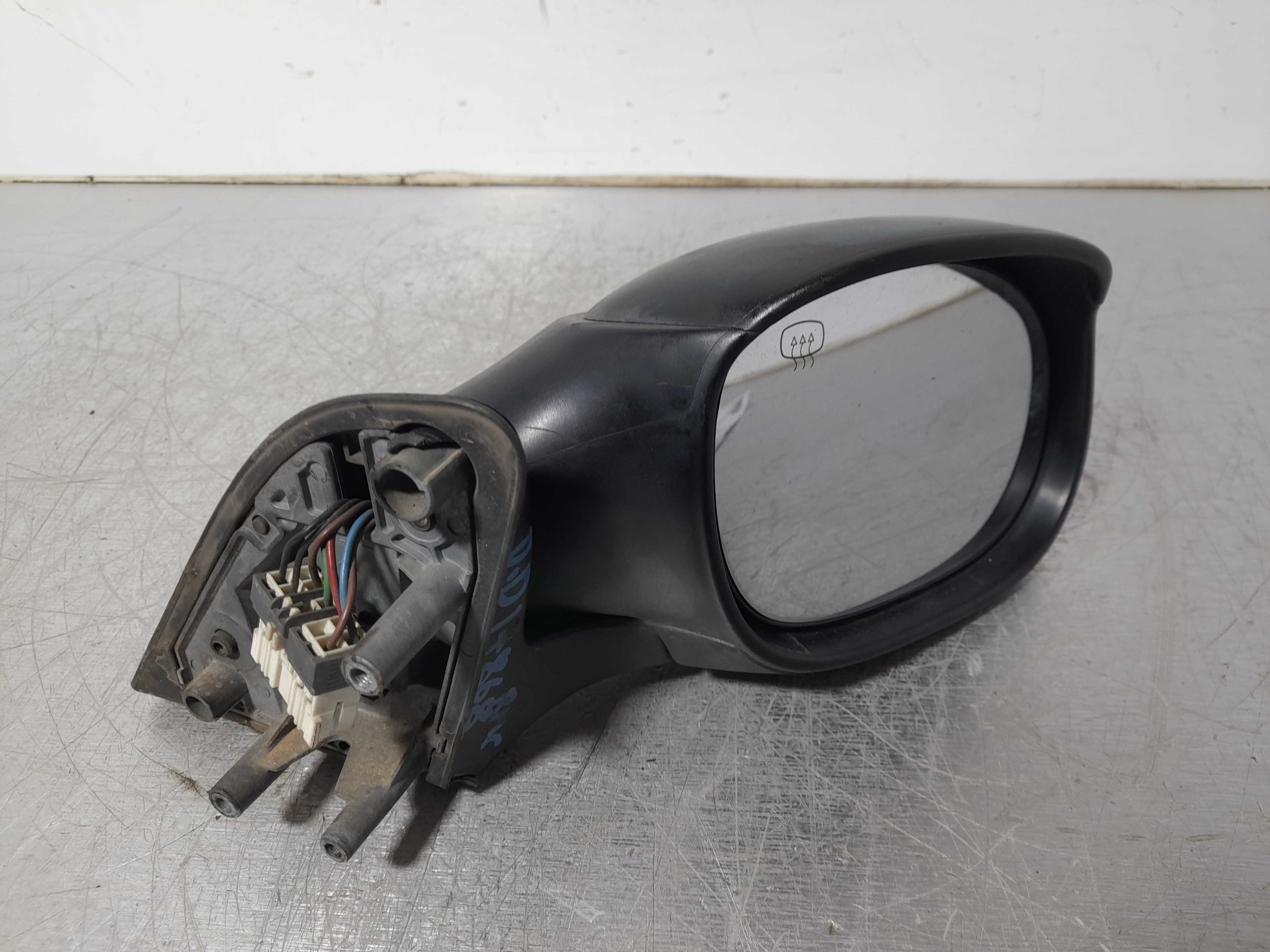 Recambio de retrovisor derecho para citroën xsara picasso 1.6 hdi 90 exclusive referencia OEM IAM   