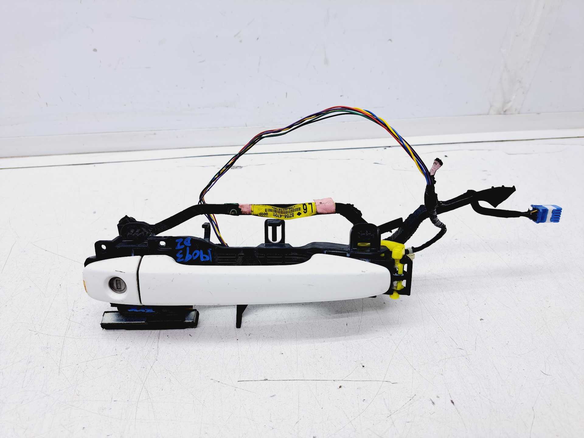 Recambio de maneta exterior delantera izquierda para toyota prius+ advance referencia OEM IAM 8215647011 6921074030A1 