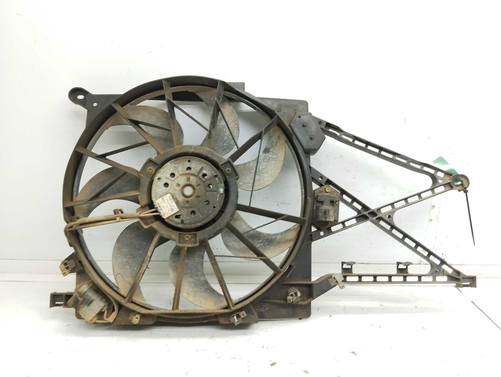 Recambio de electroventilador para opel astra g berlina club referencia OEM IAM GM24413317 0130303903 24413317