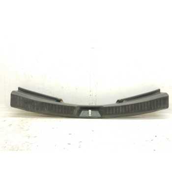 MOLDURA INTERIOR KD4568894 
