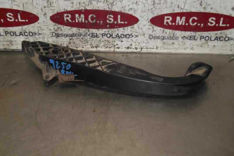 Recambio de pedal embrague para volkswagen t4 transporter/furgoneta (mod. 1991) combi economy referencia OEM IAM 701721315B  