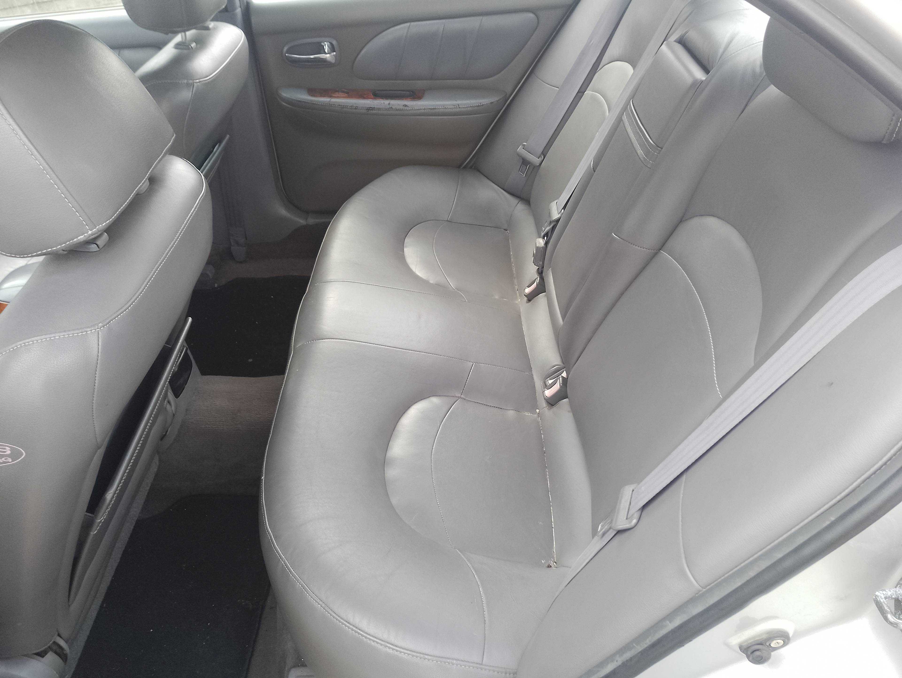 Recambio de asientos traseros para hyundai sonata (y4) 2.0i 16v gls referencia OEM IAM   