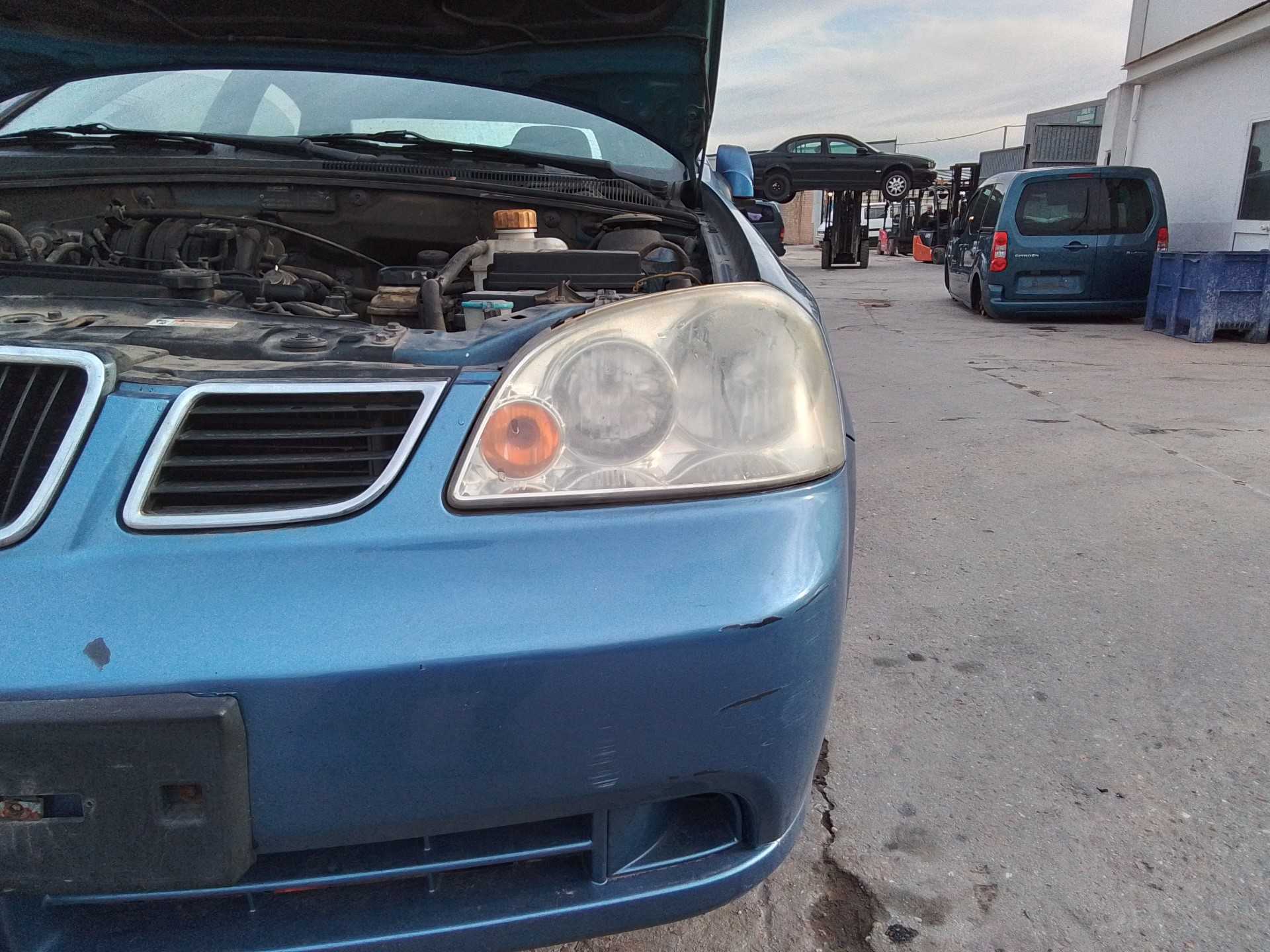 Recambio de faro izquierdo para daewoo nubira berlina se referencia OEM IAM   
