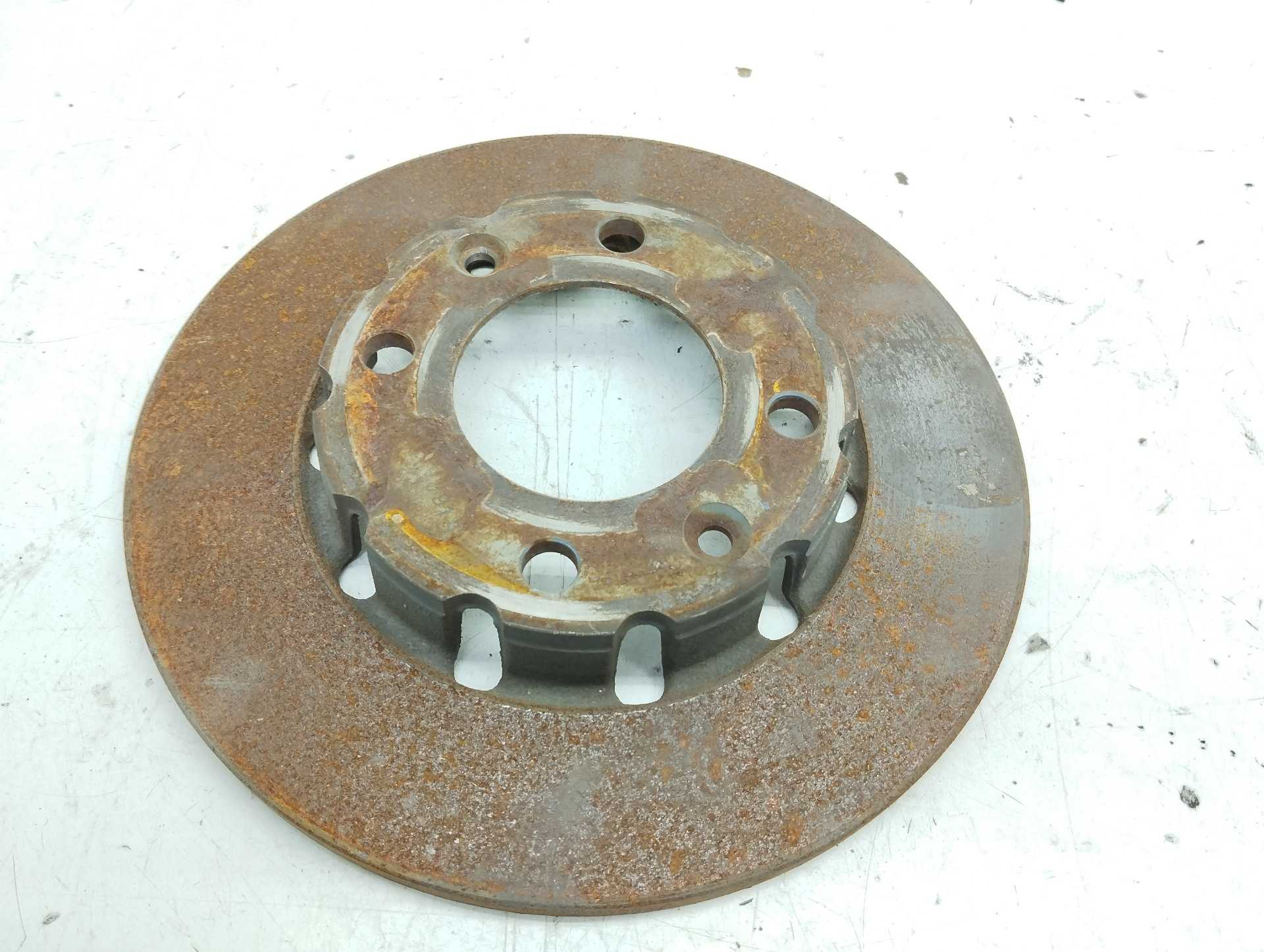 Recambio de disco freno trasero izquierdo para opel corsa f edition referencia OEM IAM   