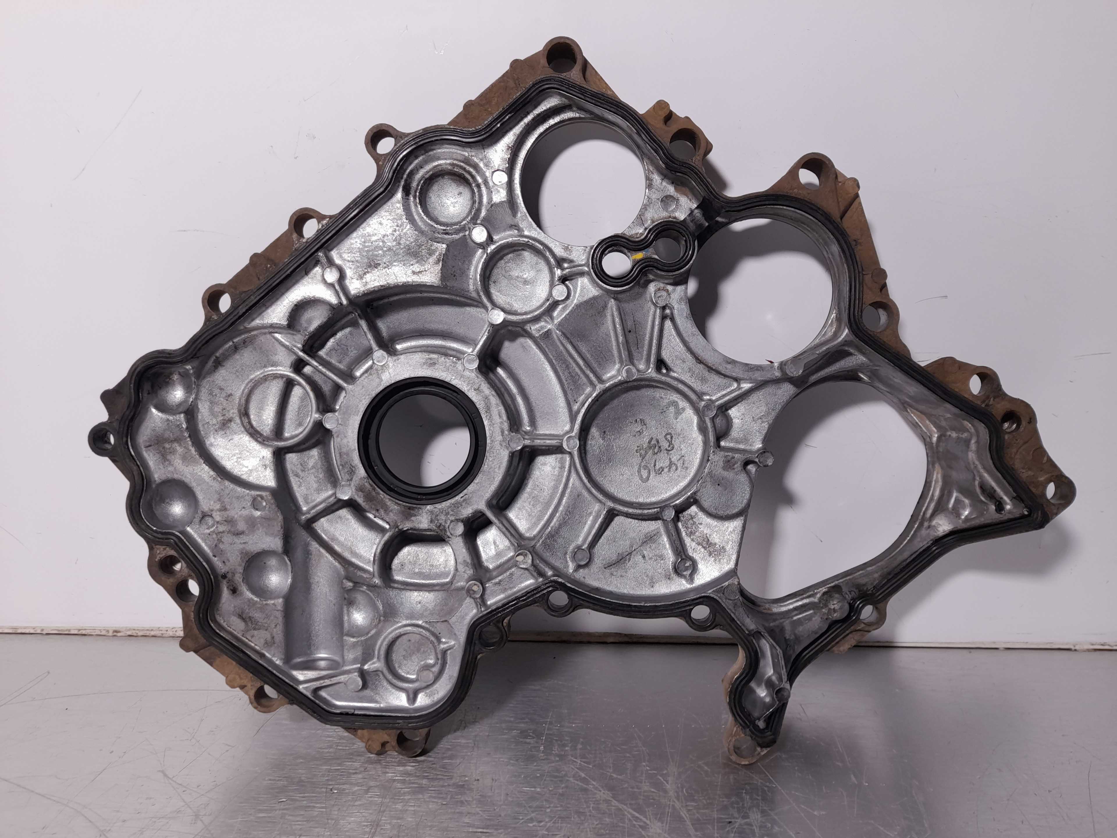 Recambio de tapa distribucion para isuzu d-max crew cab 4wd referencia OEM IAM   