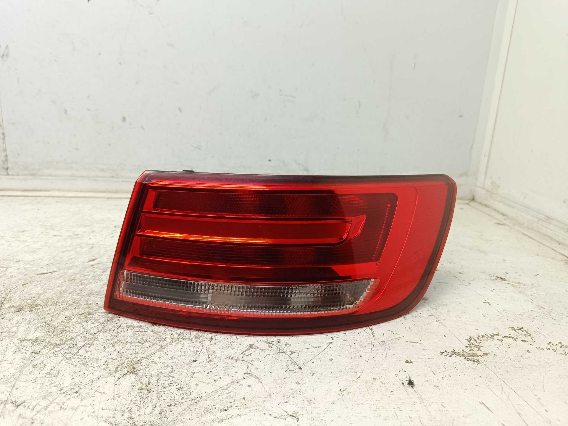 Recambio de piloto trasero derecho para audi a4 berlina (8w2) básico referencia OEM IAM 8W5945070A 2SK01224802 