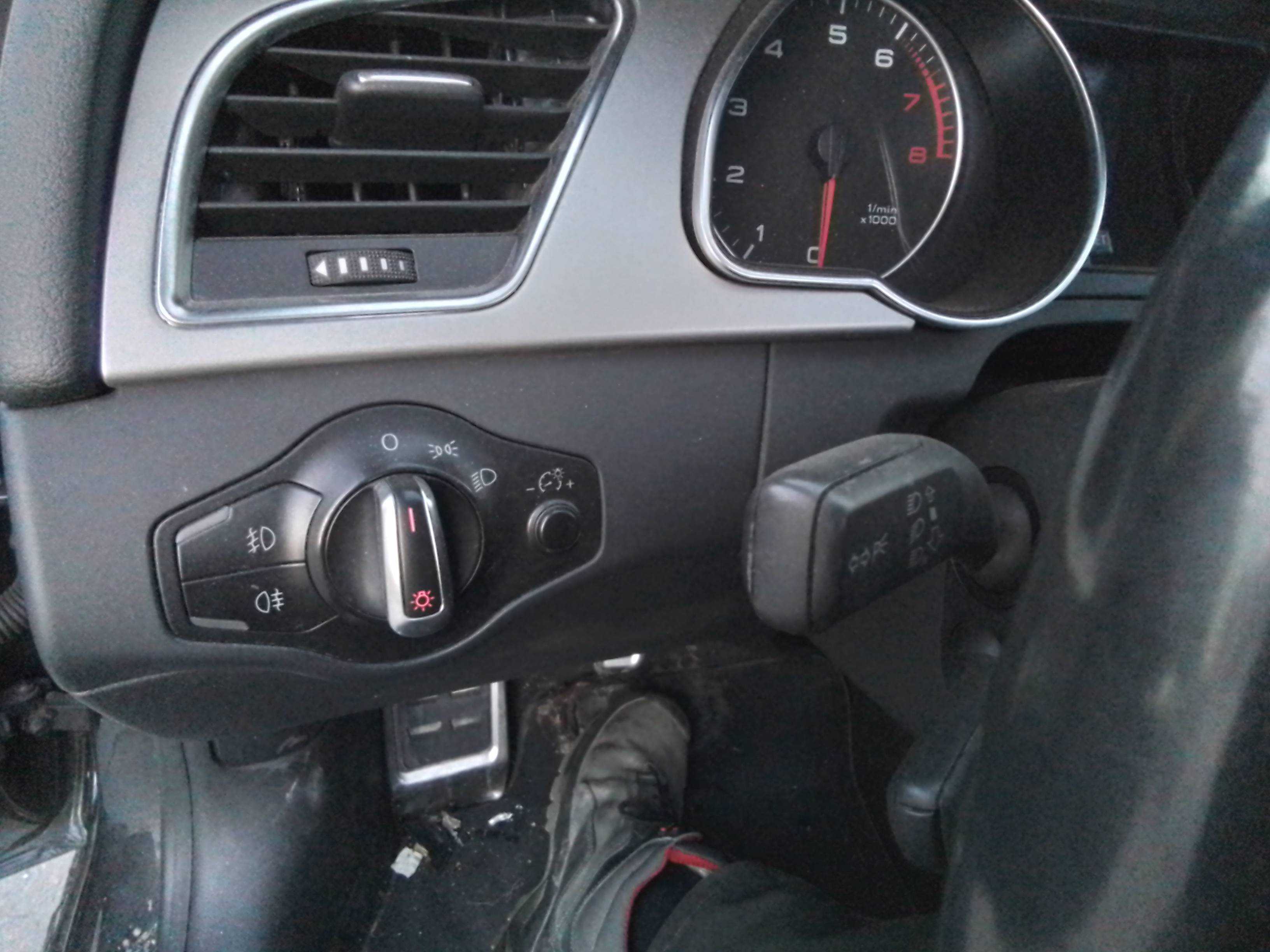 Recambio de mando luces para audi a5 sportback (8t) 2.0 16v tfsi referencia OEM IAM   
