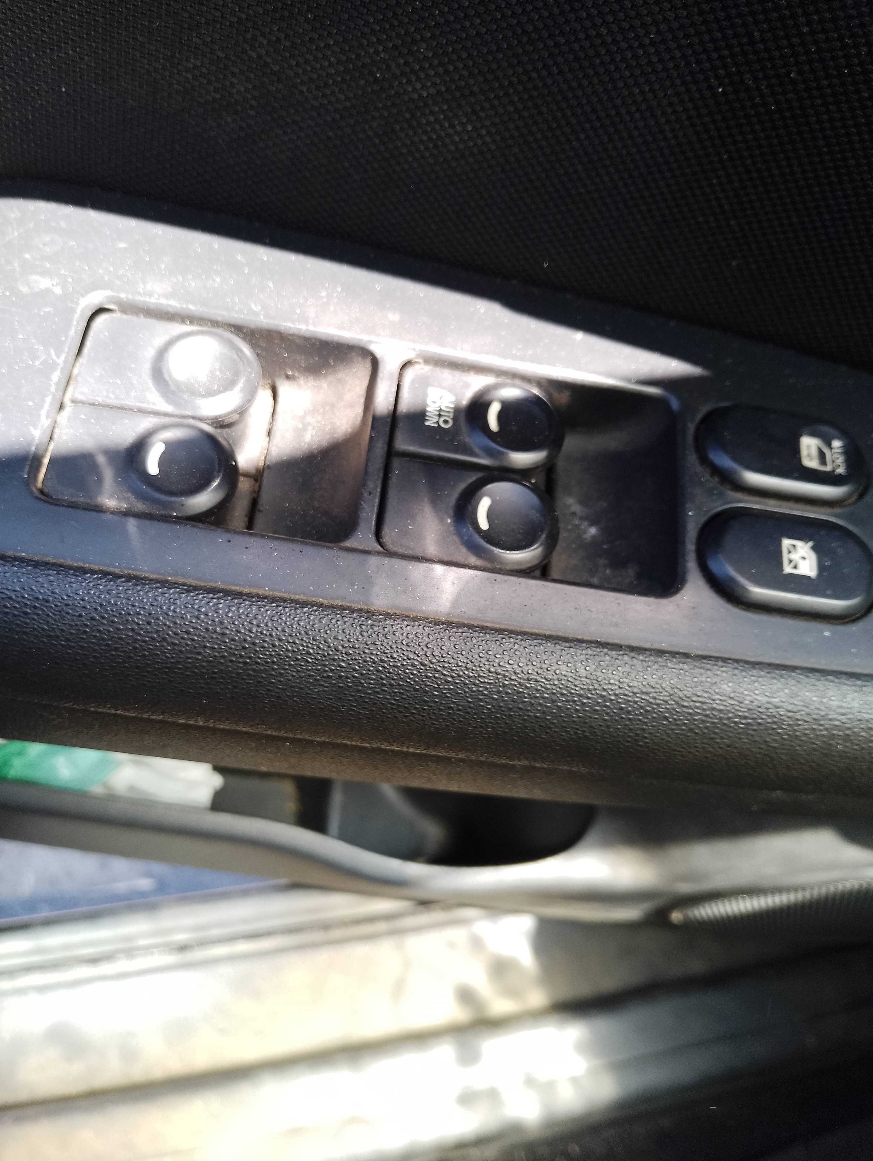 Recambio de mando elevalunas delantero izquierdo para hyundai i30 classic referencia OEM IAM   