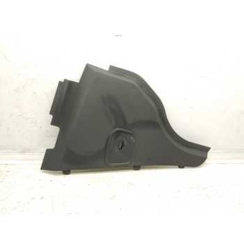 MOLDURAS DELANTERAS A1668310041 