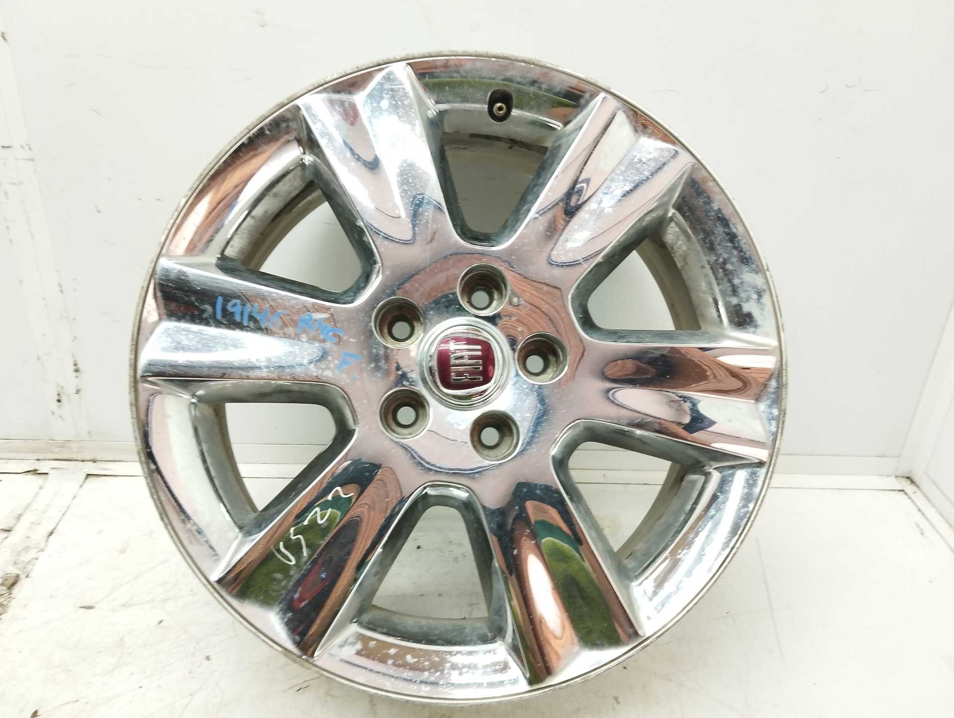 Recambio de llanta para fiat freemont (345) urban referencia OEM IAM 19X7JX400  
