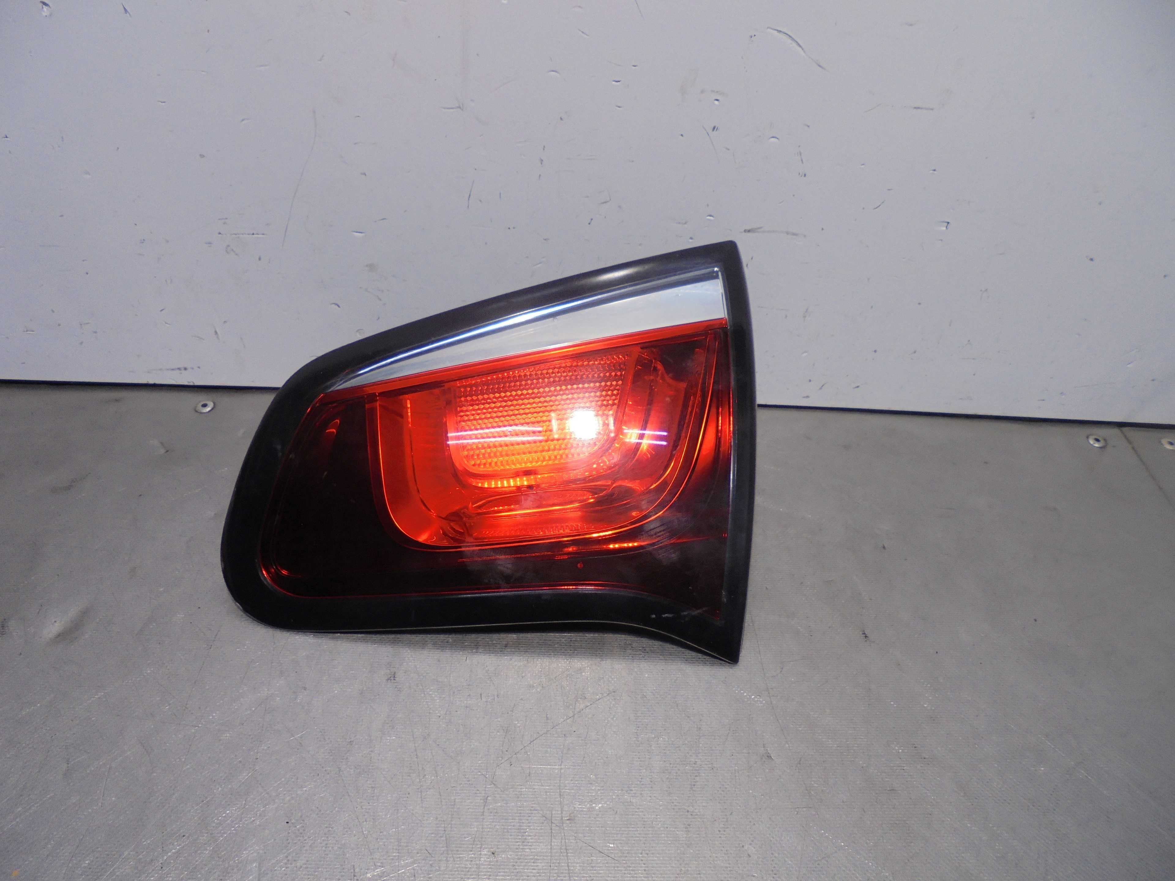 Recambio de piloto porton trasero derecho para citroën c3 collection referencia OEM IAM 9803934280 VALEO 