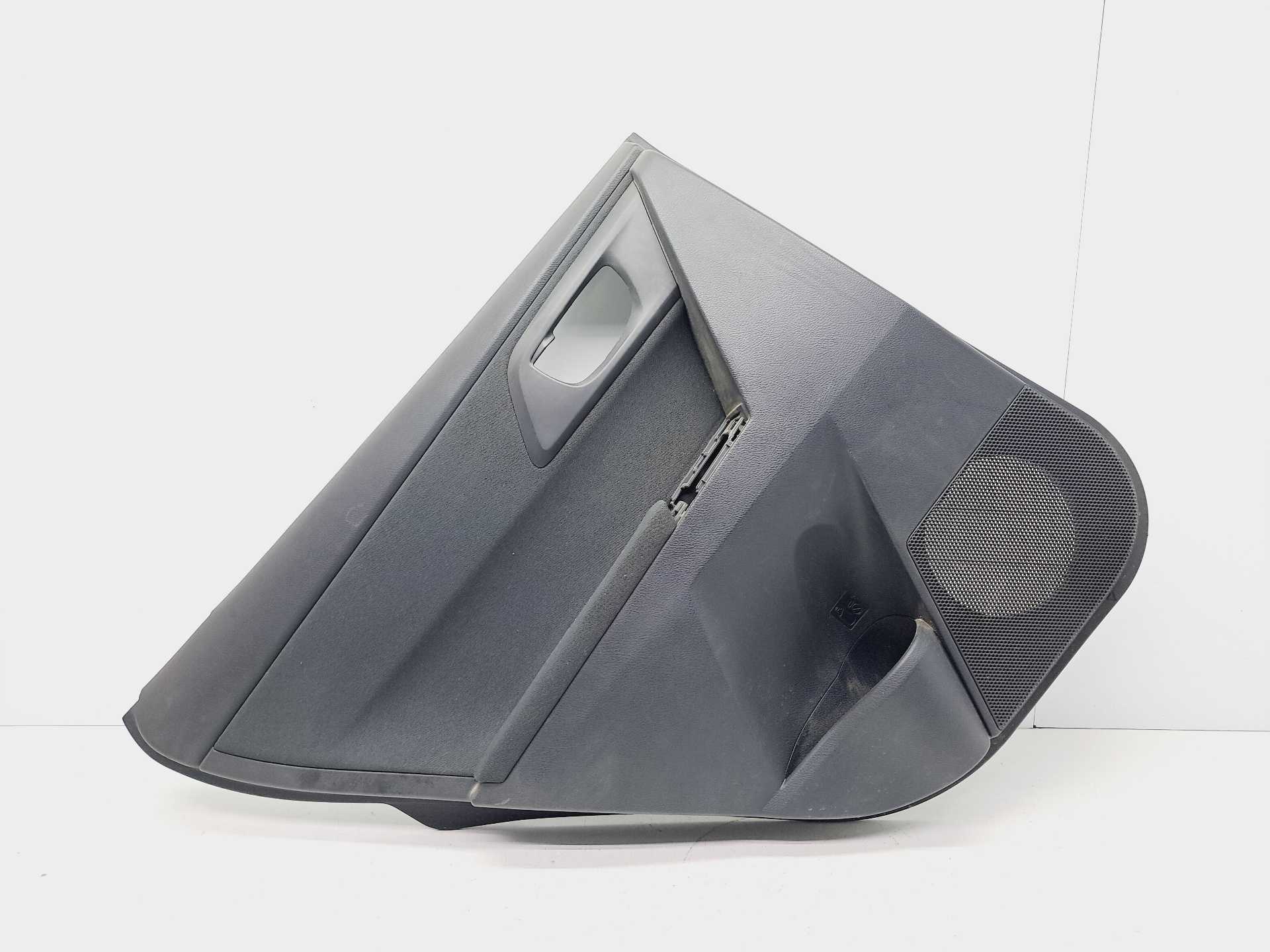 Recambio de guarnecido puerta trasera izquierda para toyota auris 1.8 16v (híbrido) referencia OEM IAM 6764002U80C6 6777602380 
