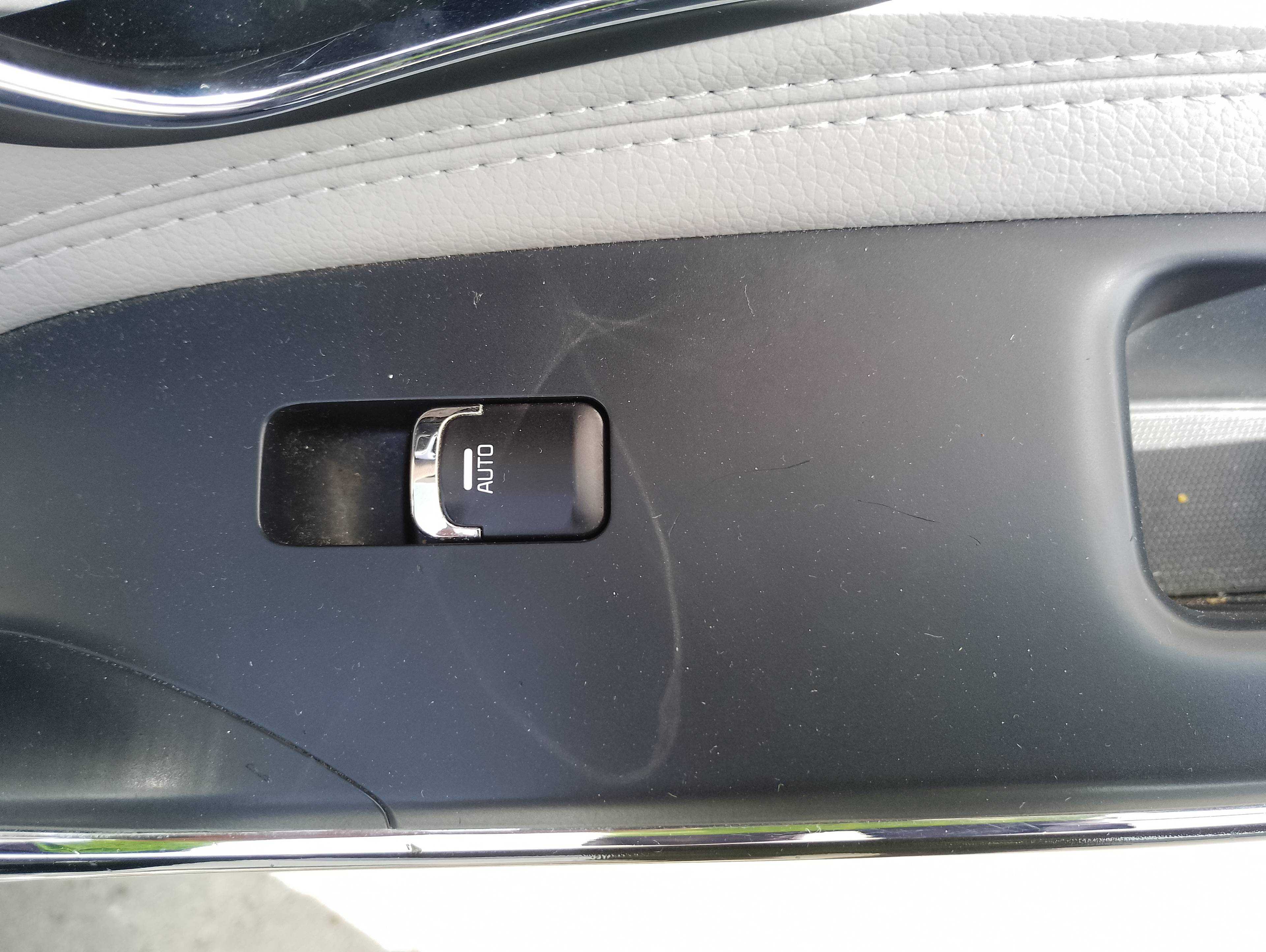 Recambio de mando elevalunas delantero derecho para kia cee´d business referencia OEM IAM   