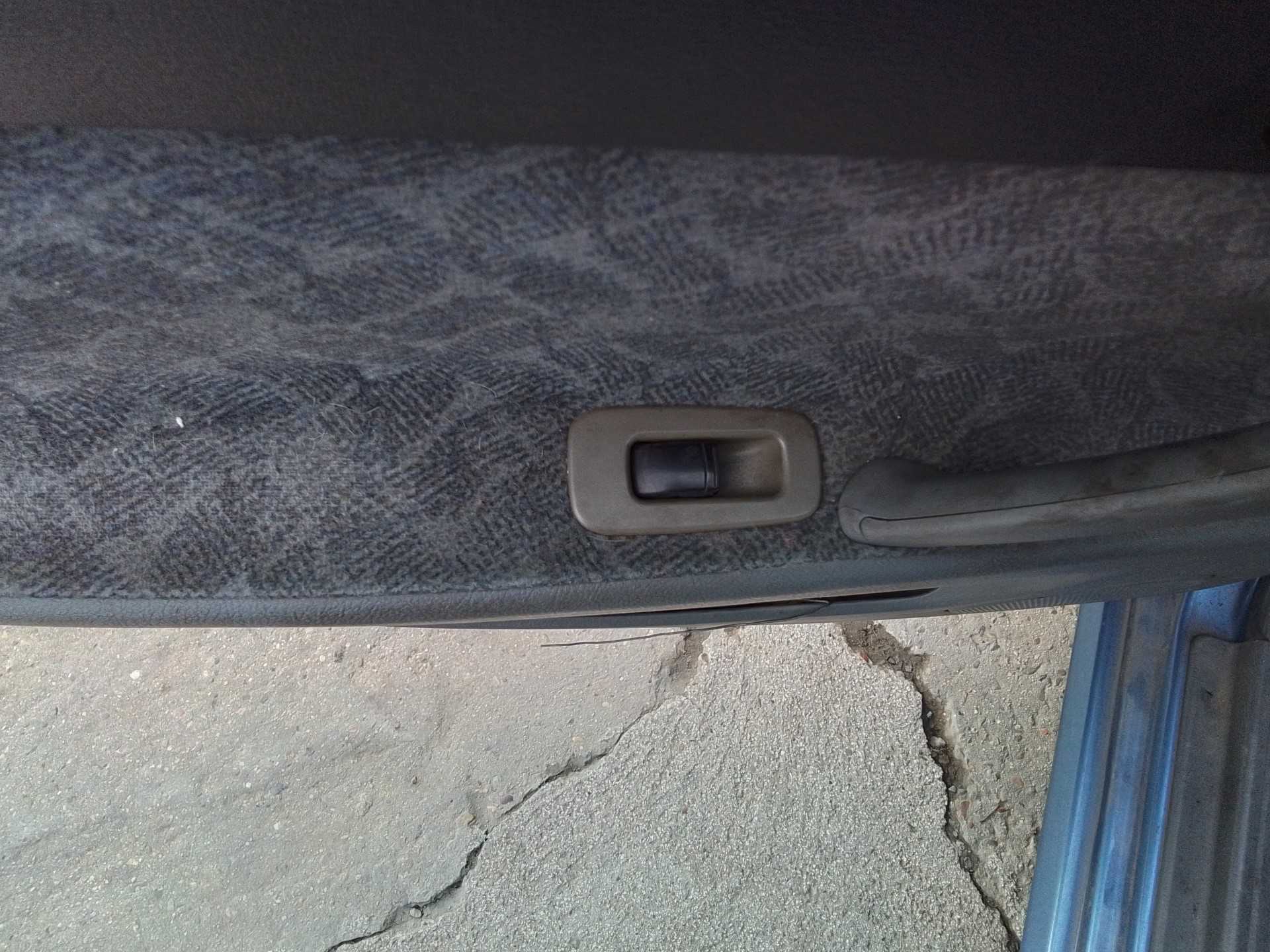 Recambio de mando elevalunas trasero izquierdo para daewoo nubira berlina se referencia OEM IAM   