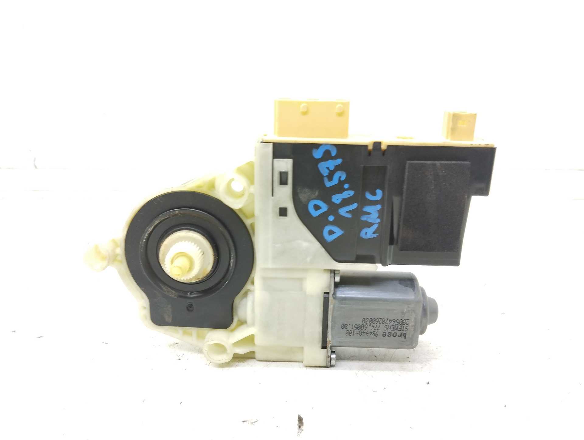 Recambio de motor elevalunas delantero derecho para citroën c4 berlina collection referencia OEM IAM 984940100 7746005100 SIEMEN