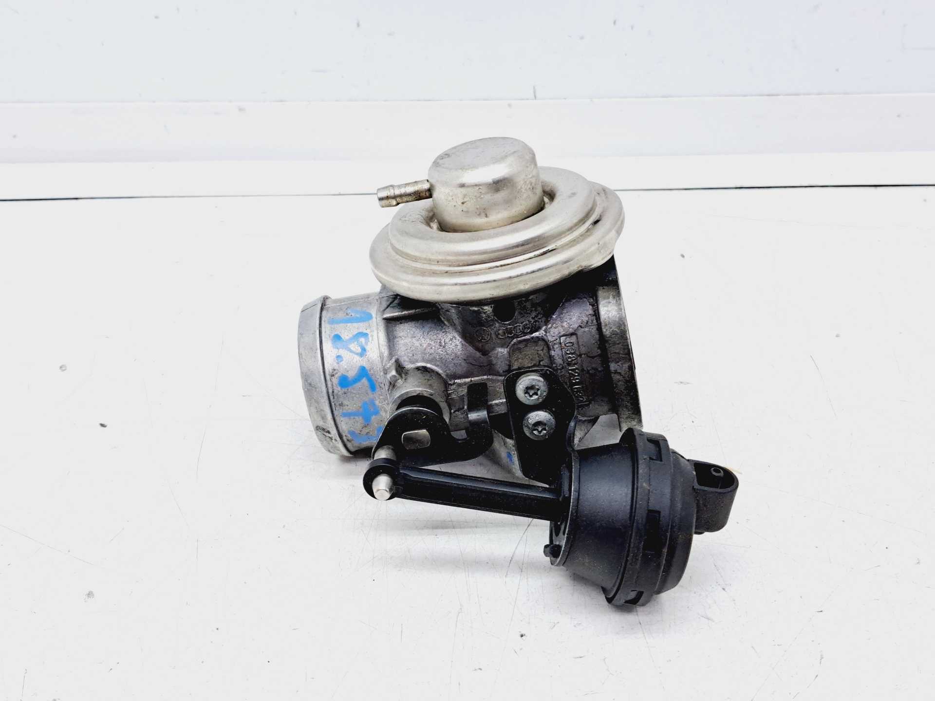 Recambio de valvula egr para volkswagen passat berlina (3b3) comfortline referencia OEM IAM 038129637  
