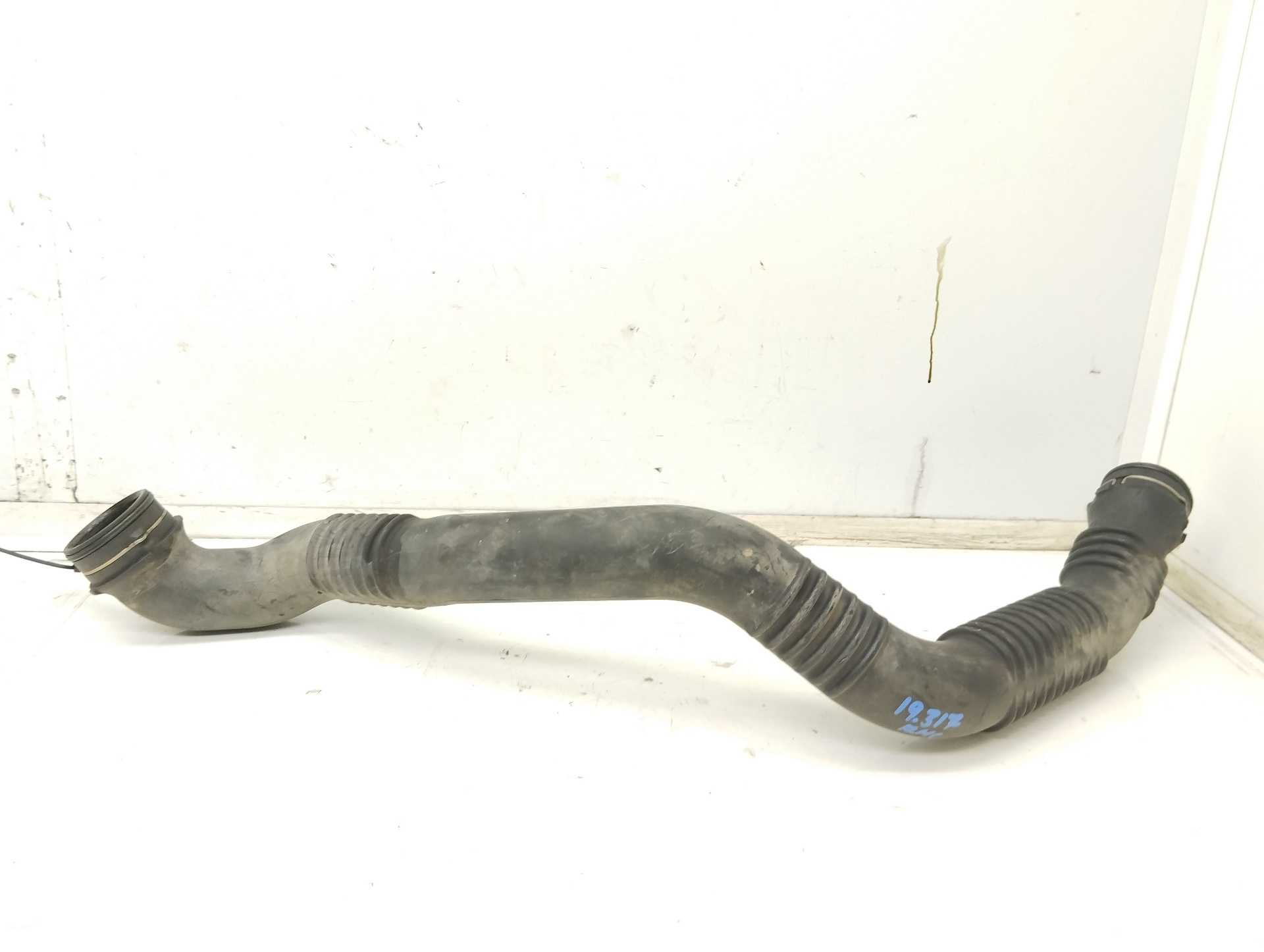 Recambio de tubo de admision para mercedes-benz clase a (w169) a 160 cdi a-edition referencia OEM IAM A1695200701  