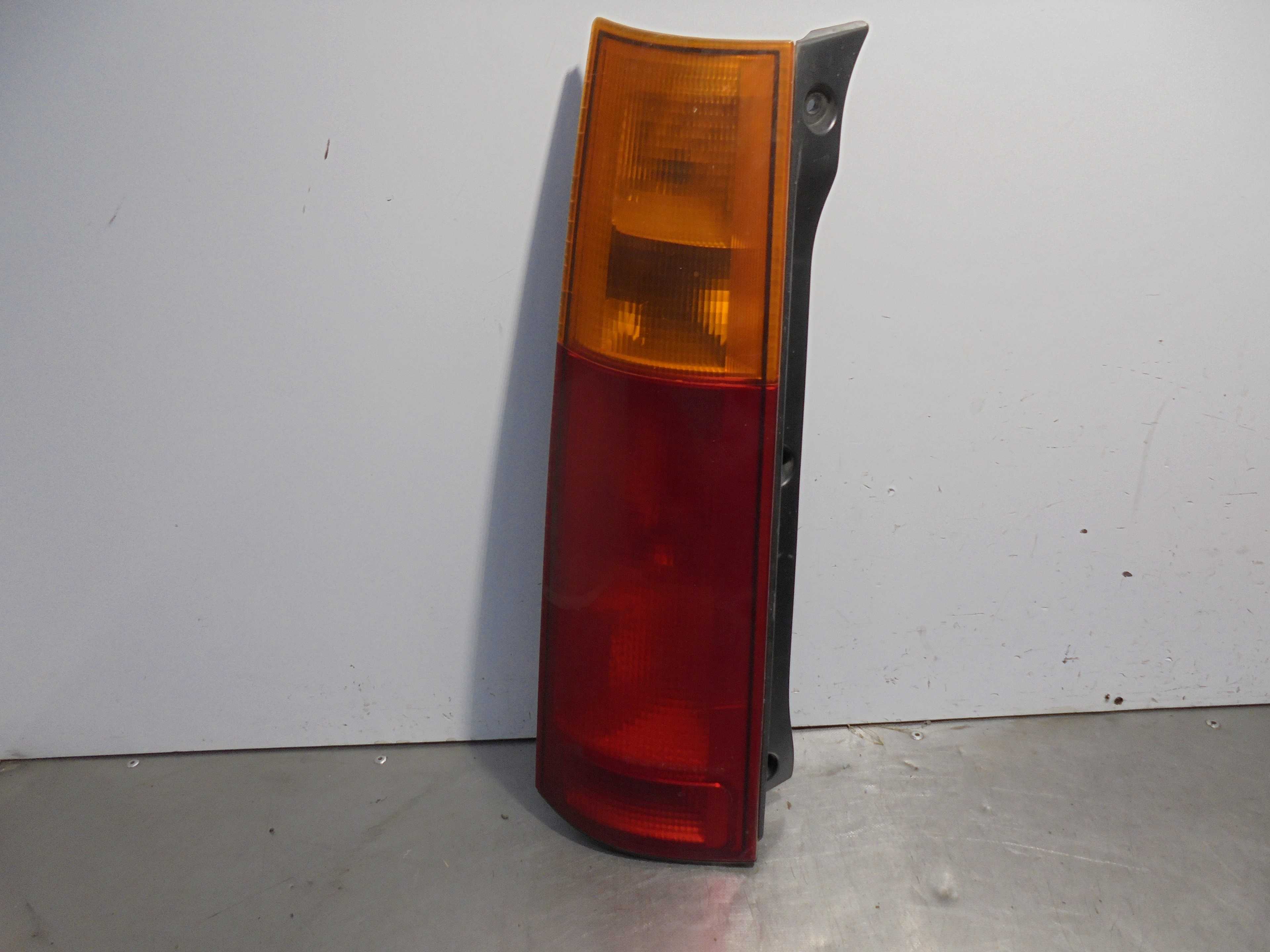 Recambio de piloto trasero izquierdo para honda cr-v (rd1/3) 2.0 16v cat referencia OEM IAM 33551S10G01  