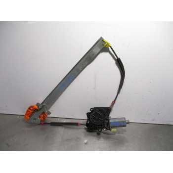 ELEVALUNAS DELANTERO DERECHO 96FGA23200 