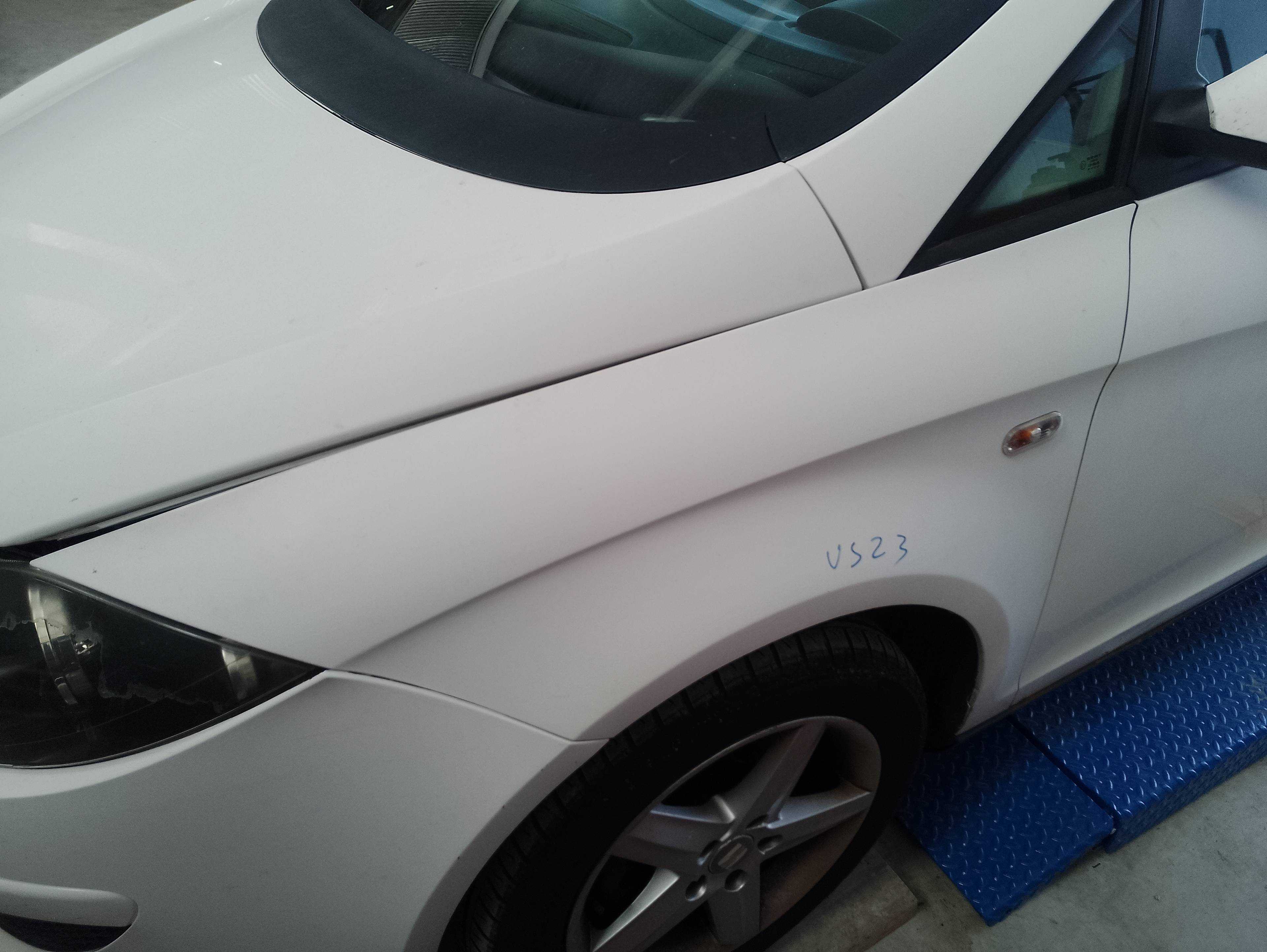 Recambio de aleta delantera izquierda para seat toledo (5p2) exclusive referencia OEM IAM   