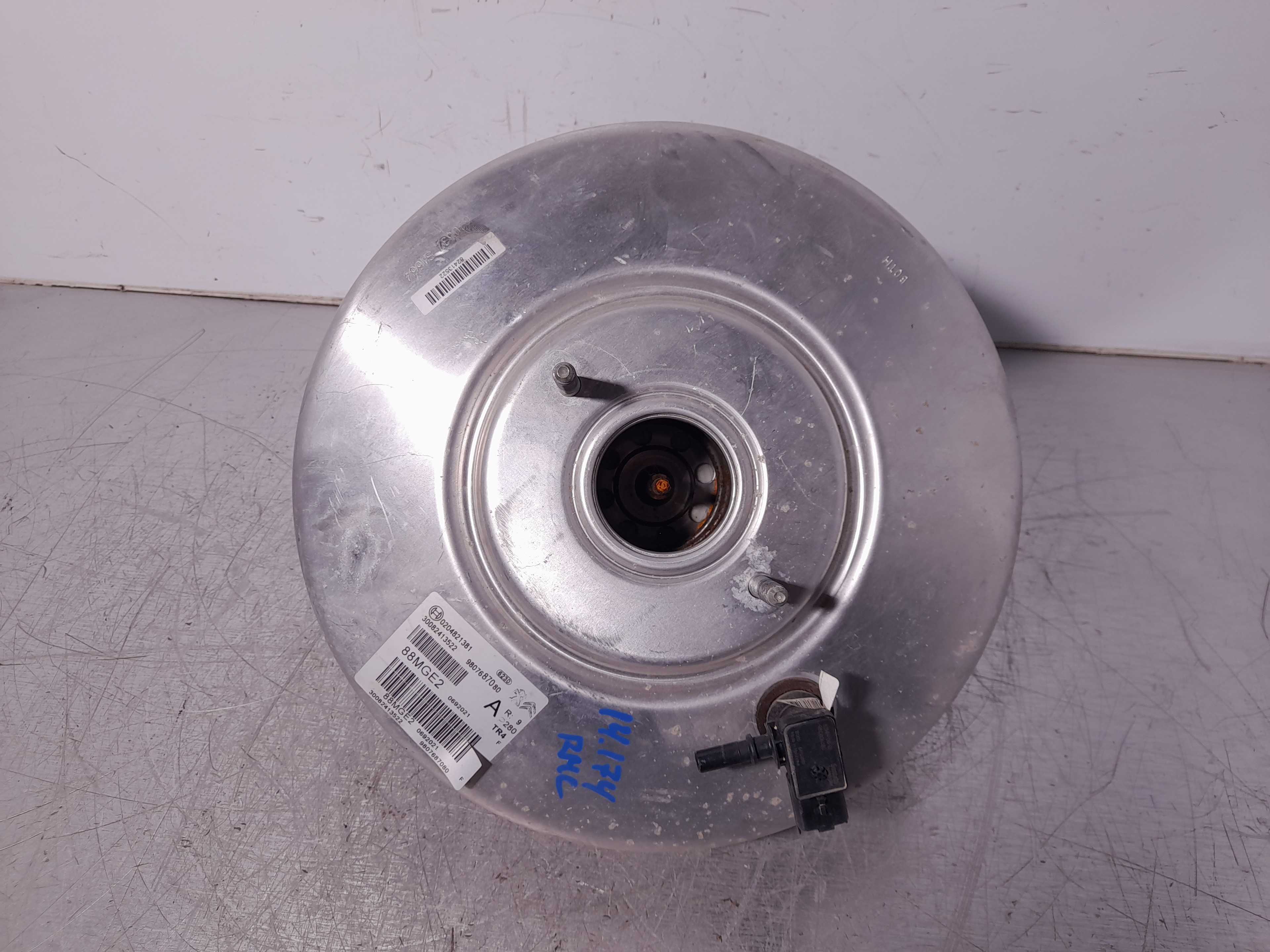 Recambio de servofreno para peugeot 3008 active referencia OEM IAM 9807687080 BOSCH 