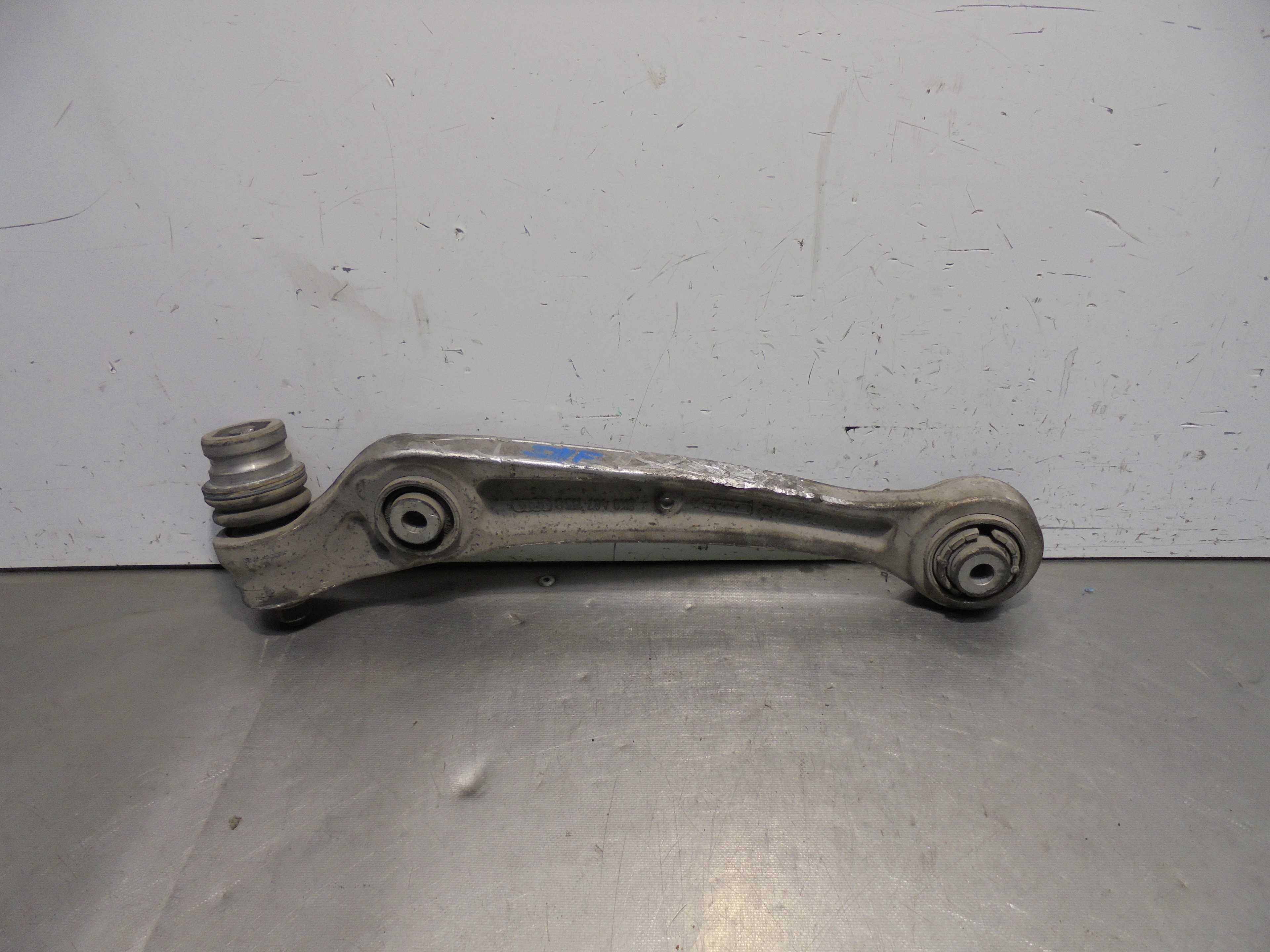 Recambio de brazo suspension inferior delantero izquierdo para audi a4 avant (8k5) (2008) básico referencia OEM IAM   