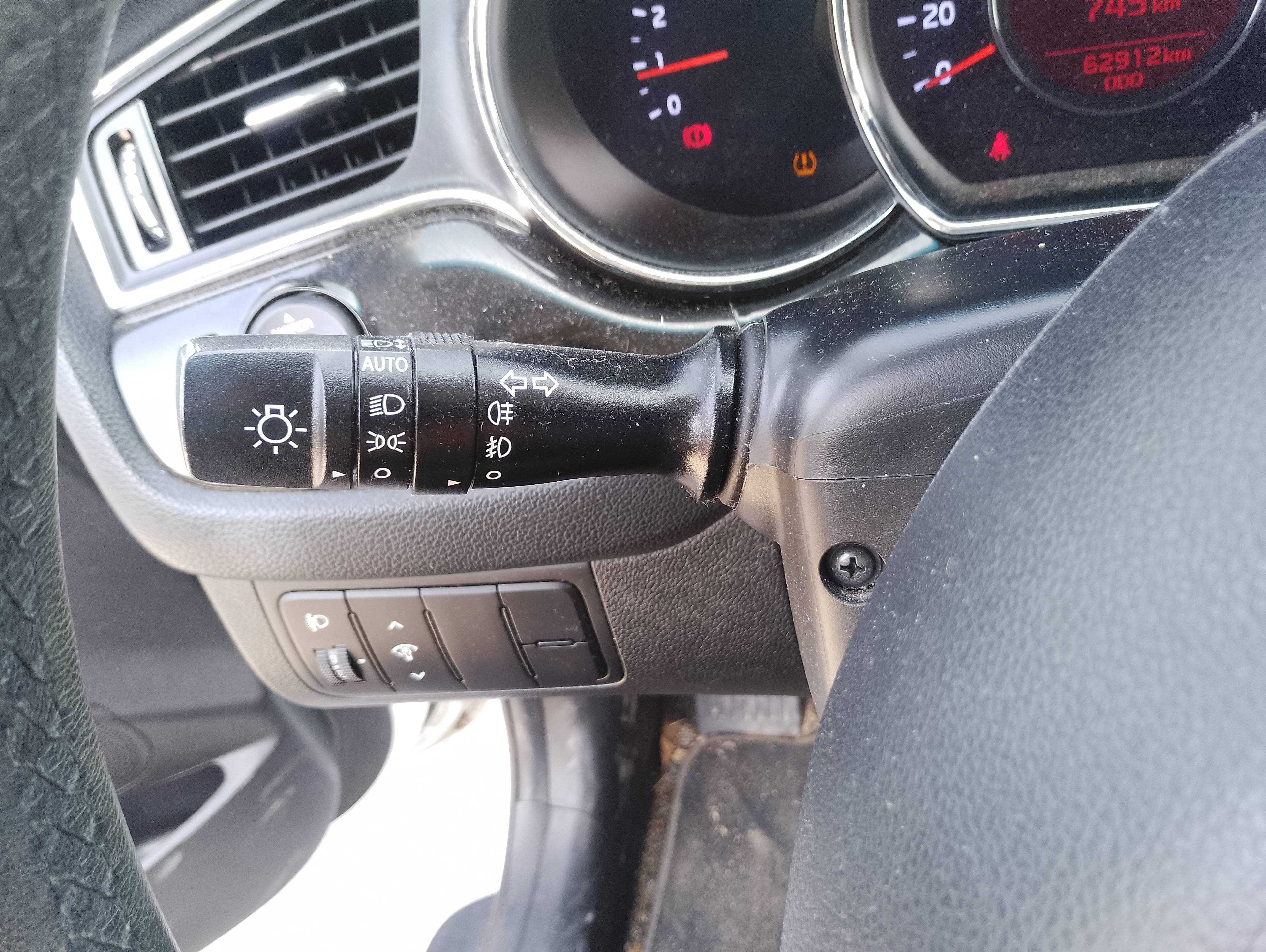 Recambio de mando intermitentes para kia cee´d business referencia OEM IAM   