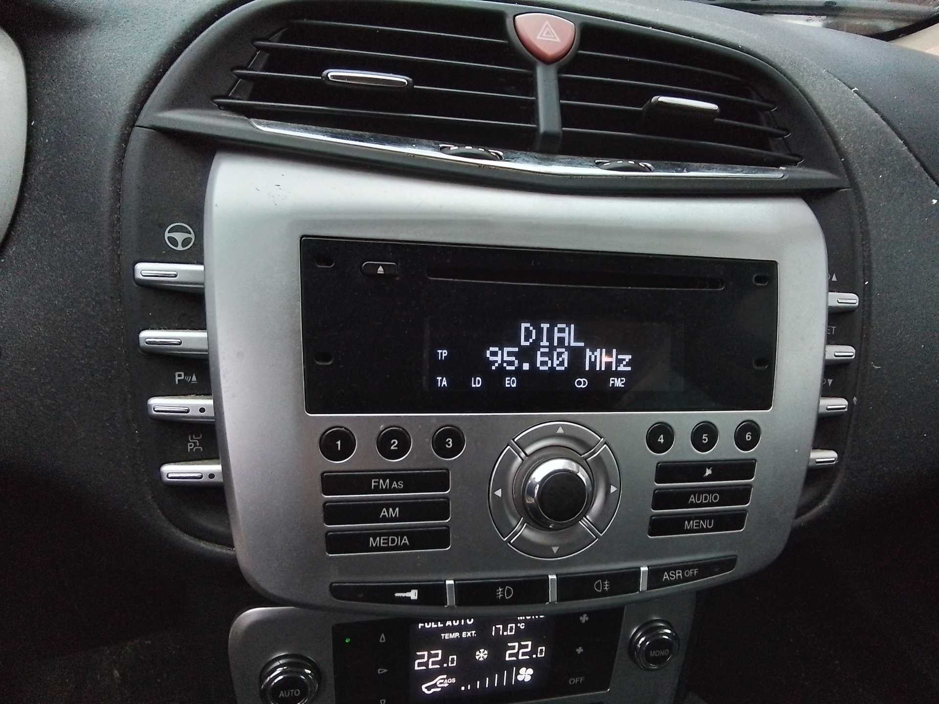 Recambio de sistema audio / radio cd para lancia delta (181) argento referencia OEM IAM   