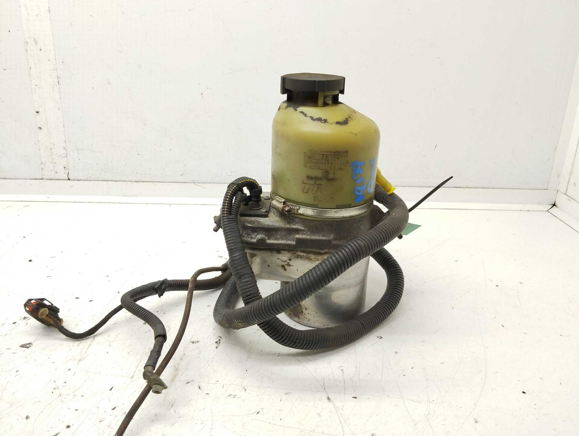 Recambio de bomba servodireccion para opel astra h ber. edition referencia OEM IAM 104008500309400 TRW 